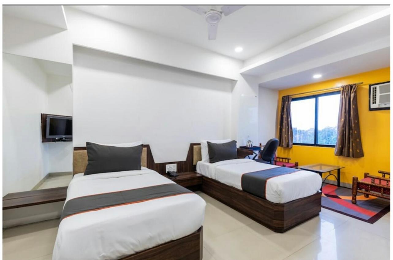 Deluxe Double Room photo 2