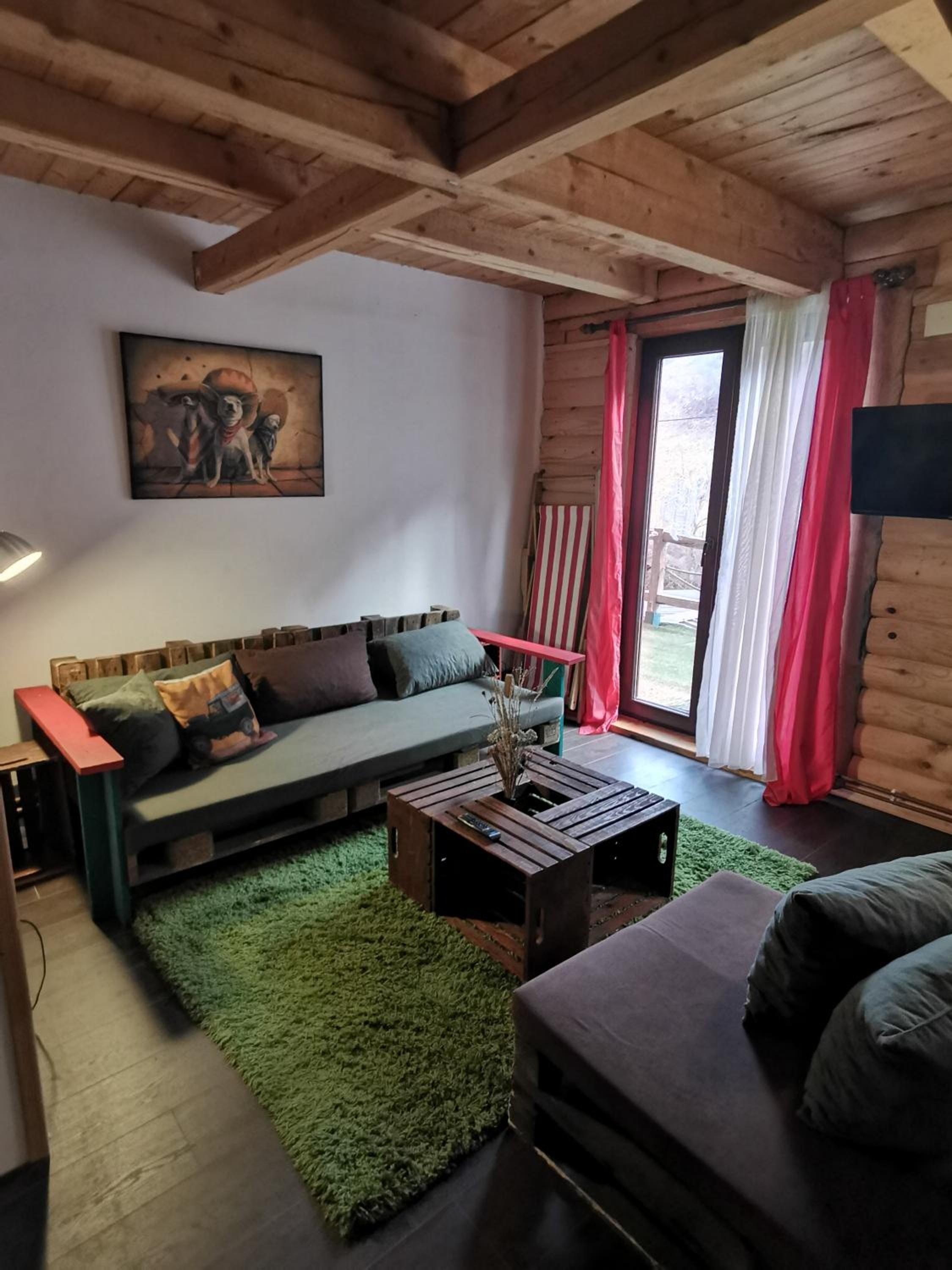 One-Bedroom Apartment with Terrace photo 3