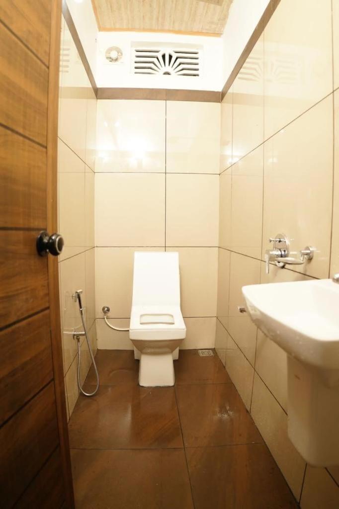 4-Bed Mixed Dormitory Room photo 2
