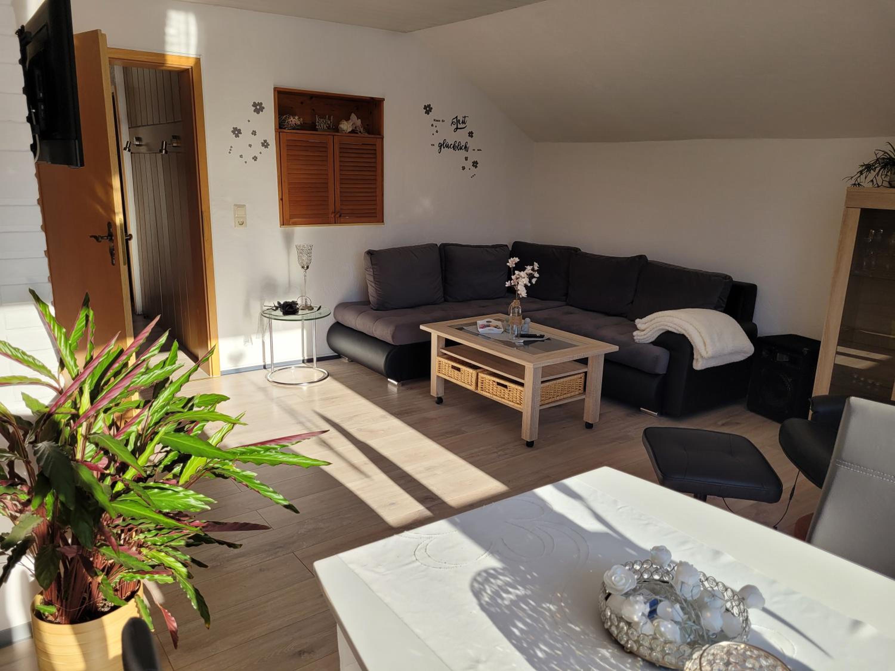 Two-Bedroom Deluxe Apartment with Garden View photo 1