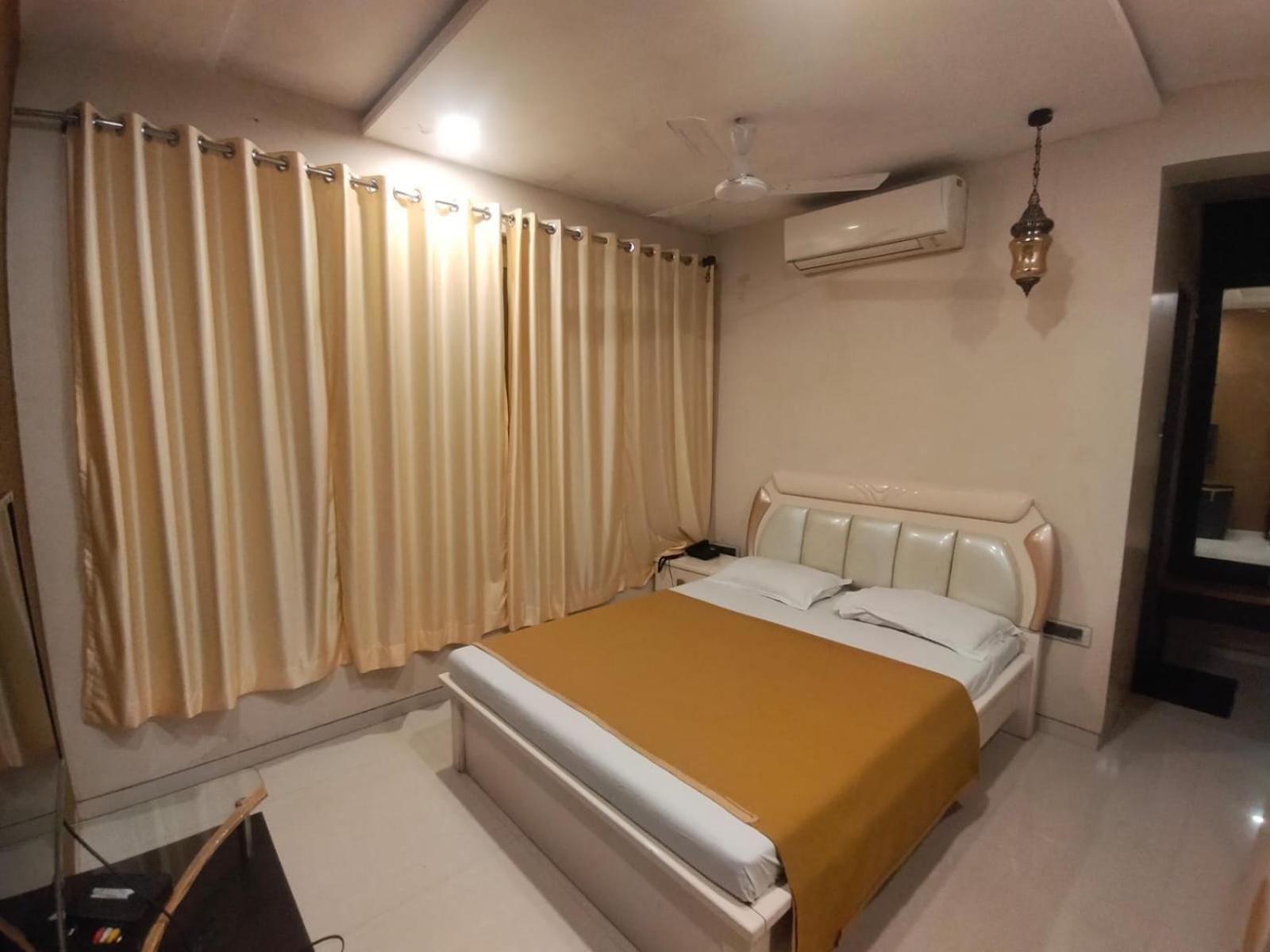 Mixed Dormitory Room photo 1