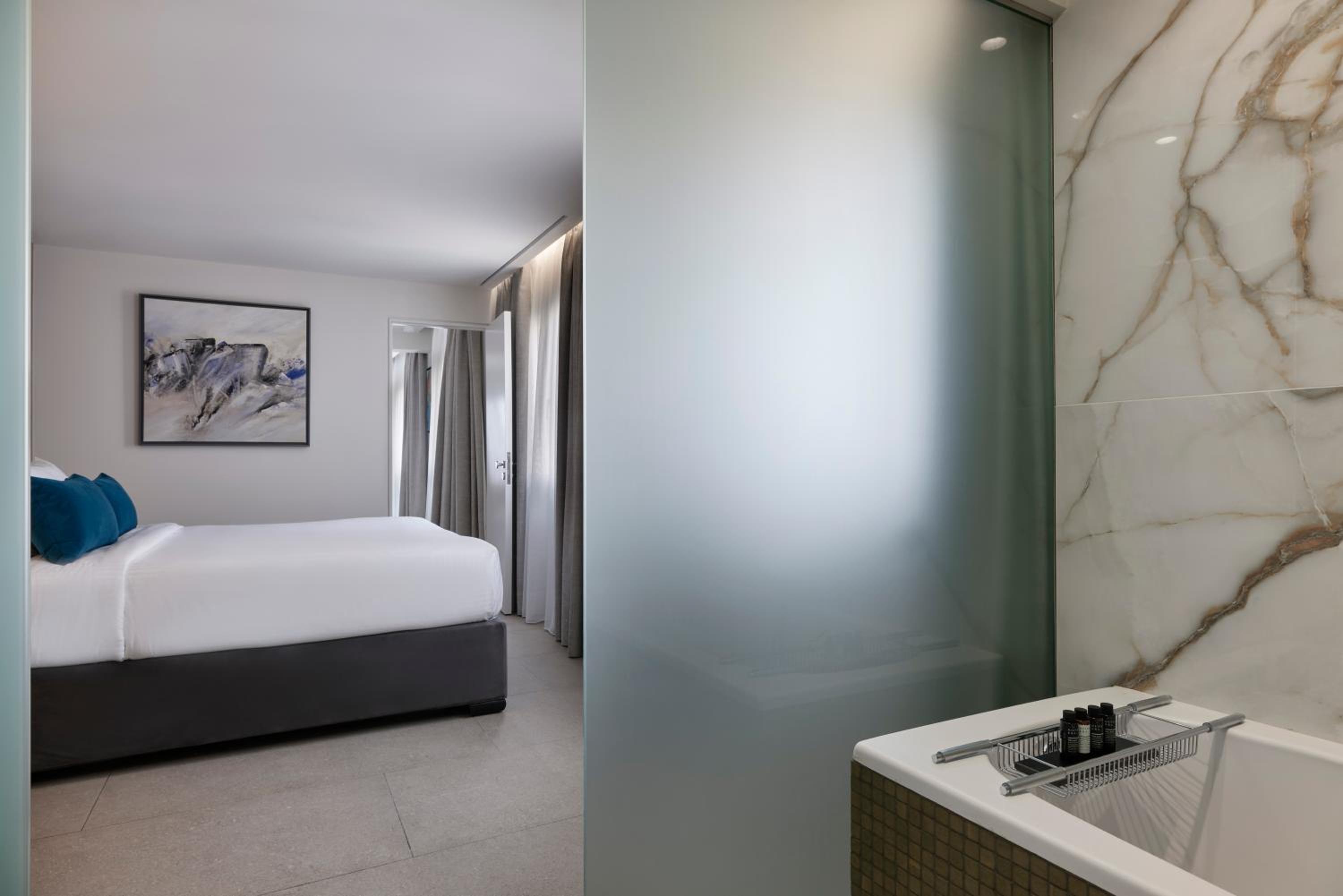 Penthouse Apartment with Hammam photo 3