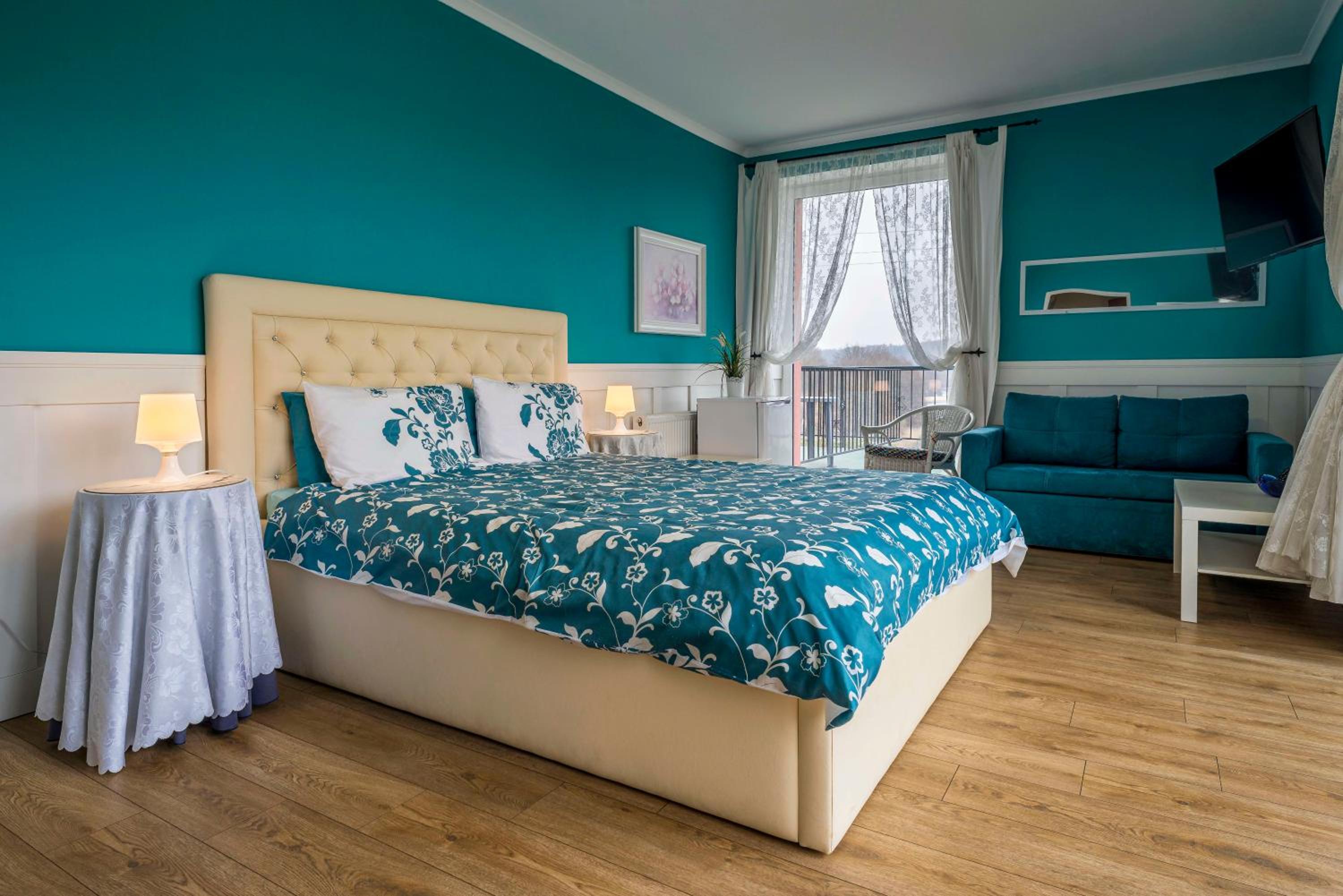 Deluxe Double Room with Balcony photo 1
