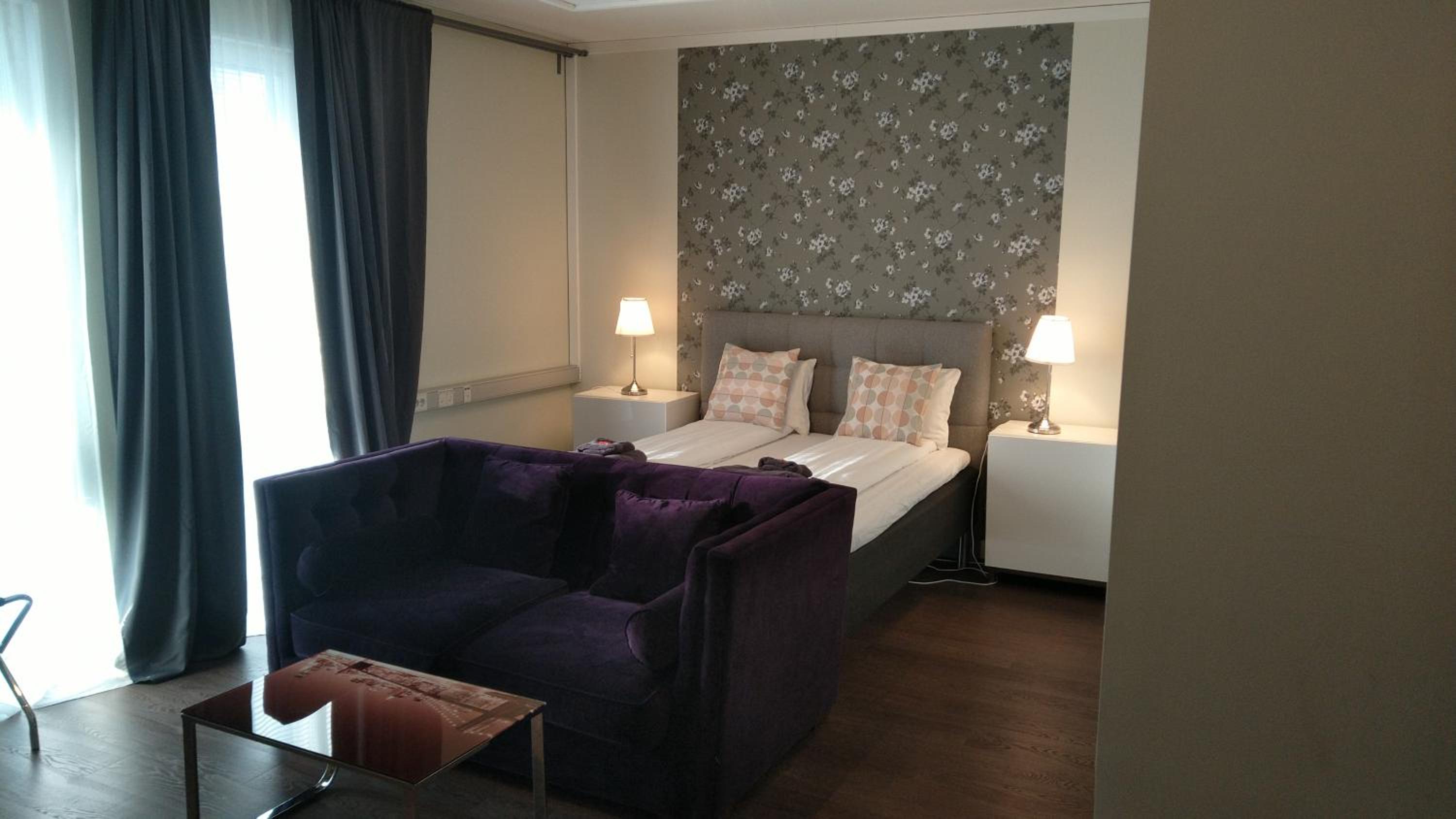 Suite - Photo 7