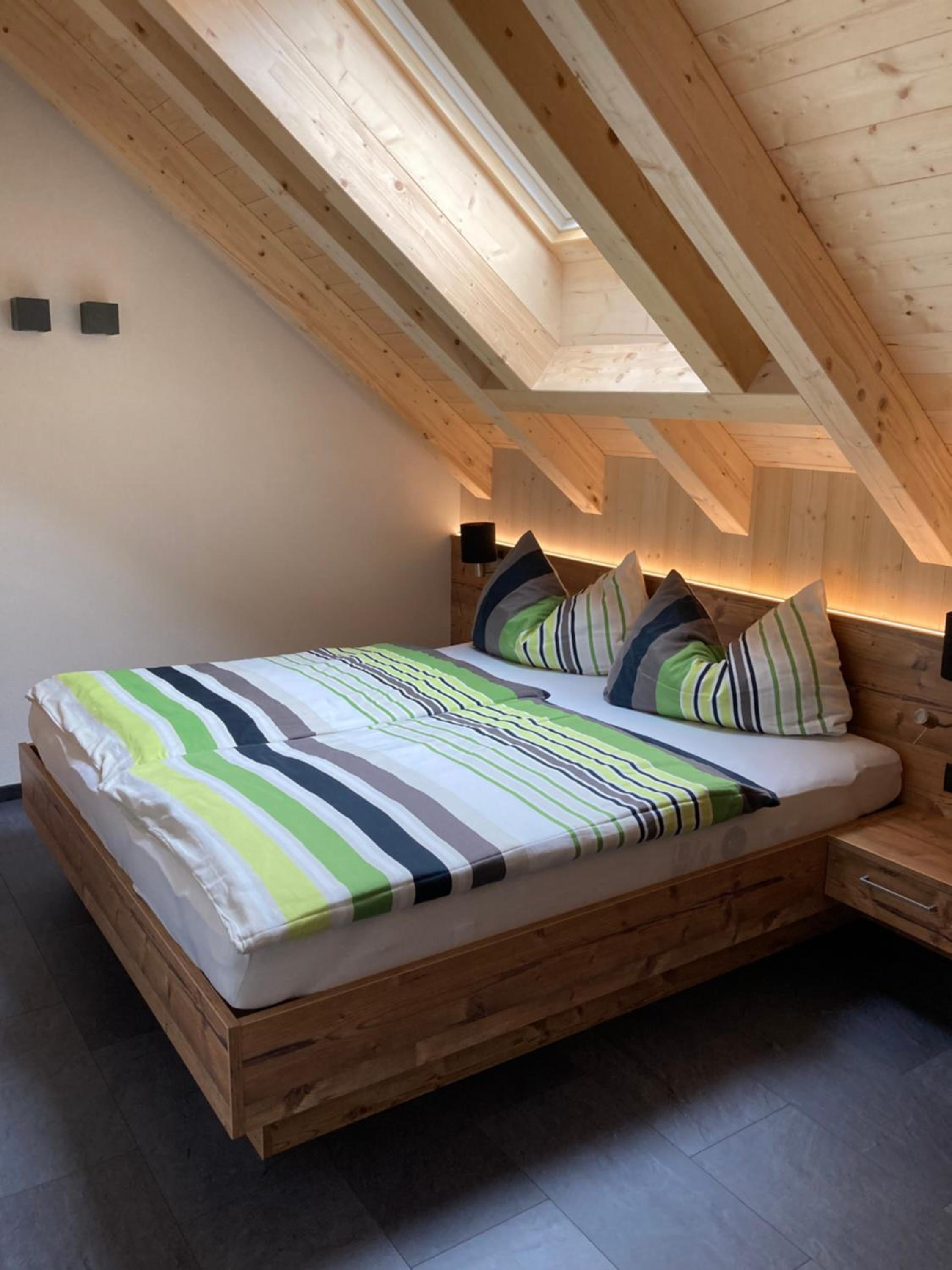 One-Bedroom Apartment with Balcony