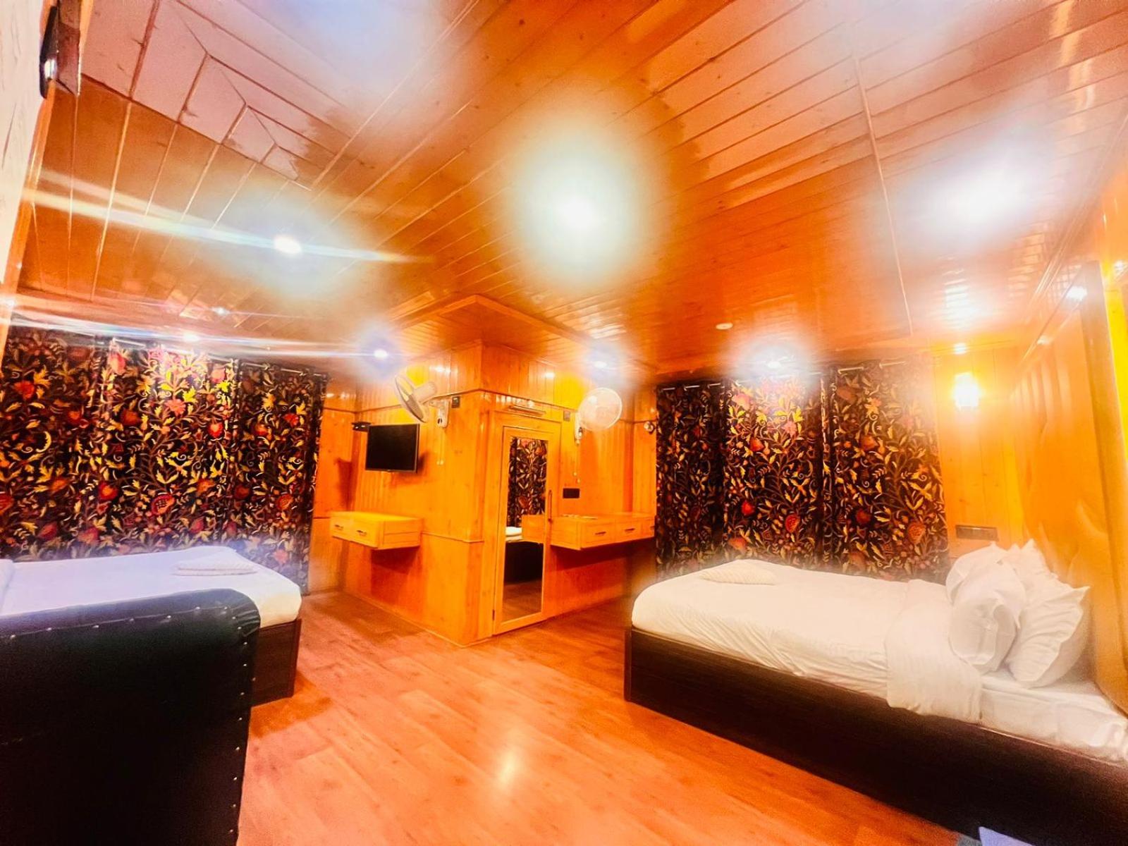 Family Room - Photo 1