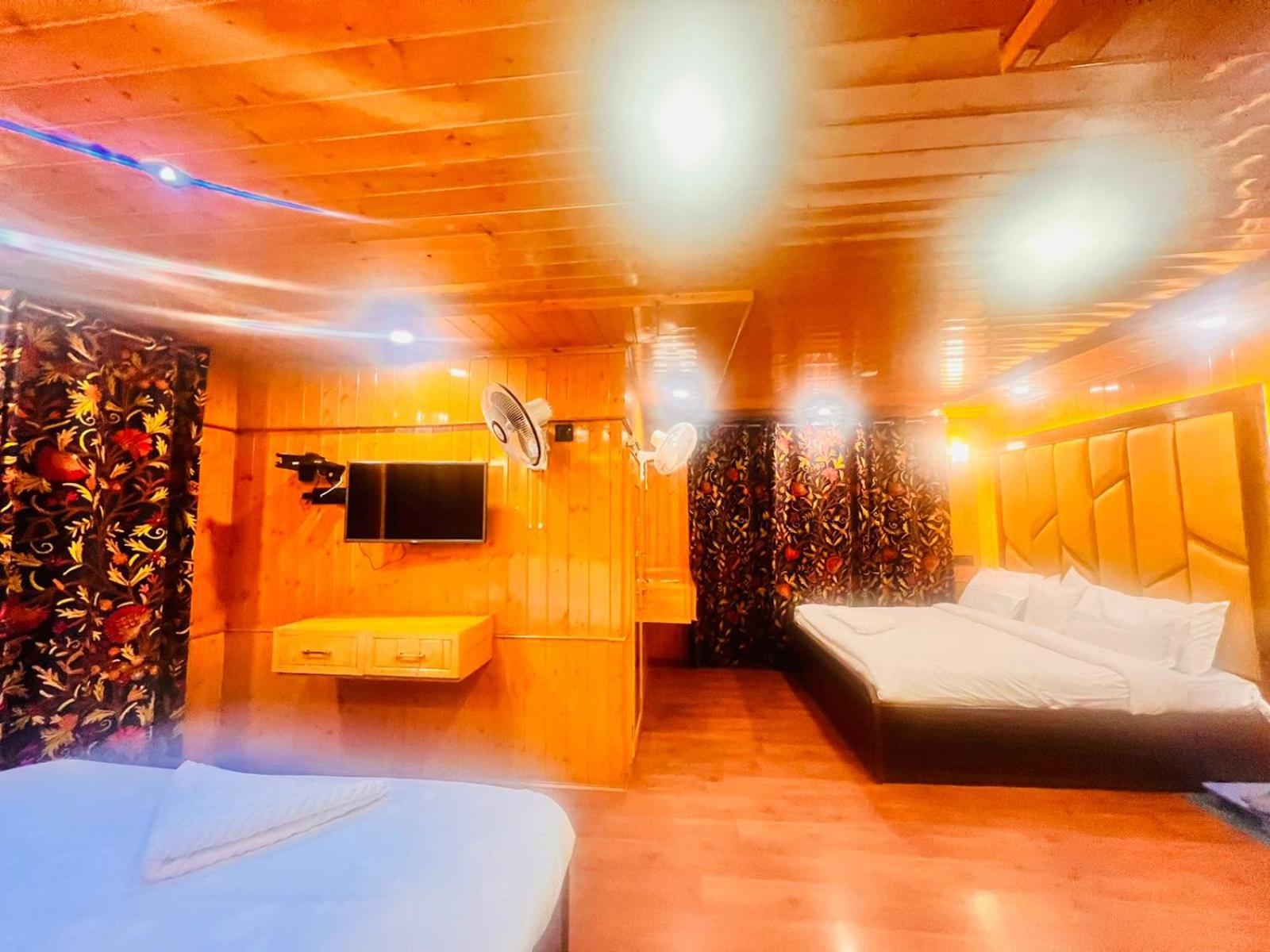 Family Room - Photo 14