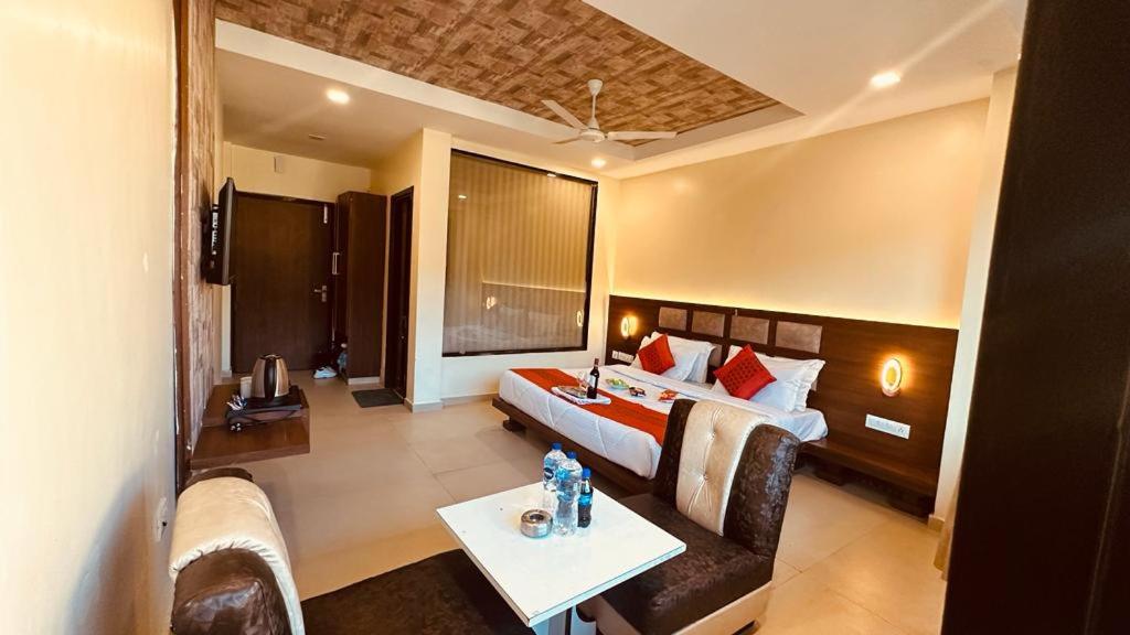 Superior King Room photo 1