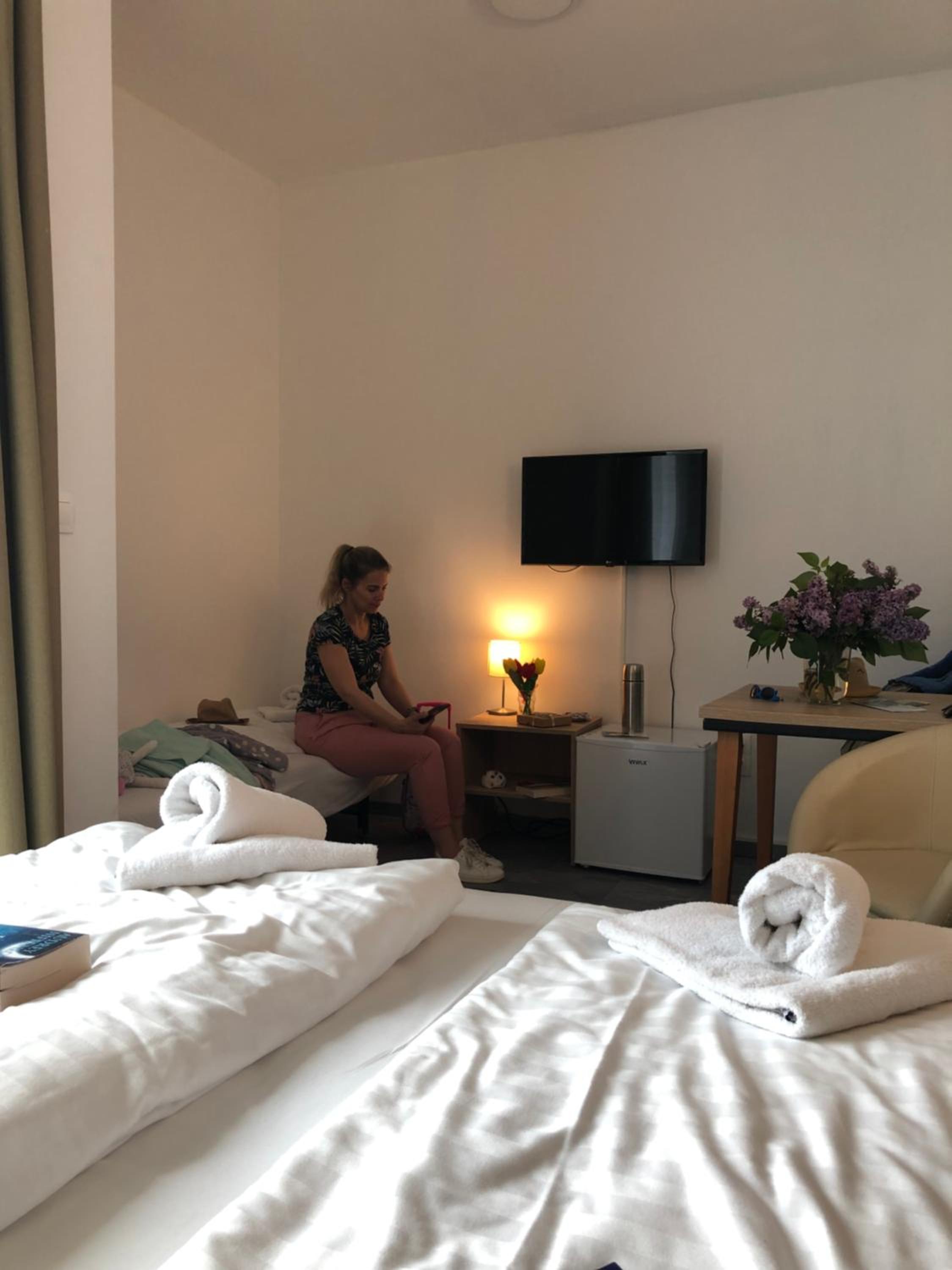 Standard Queen Room photo 2