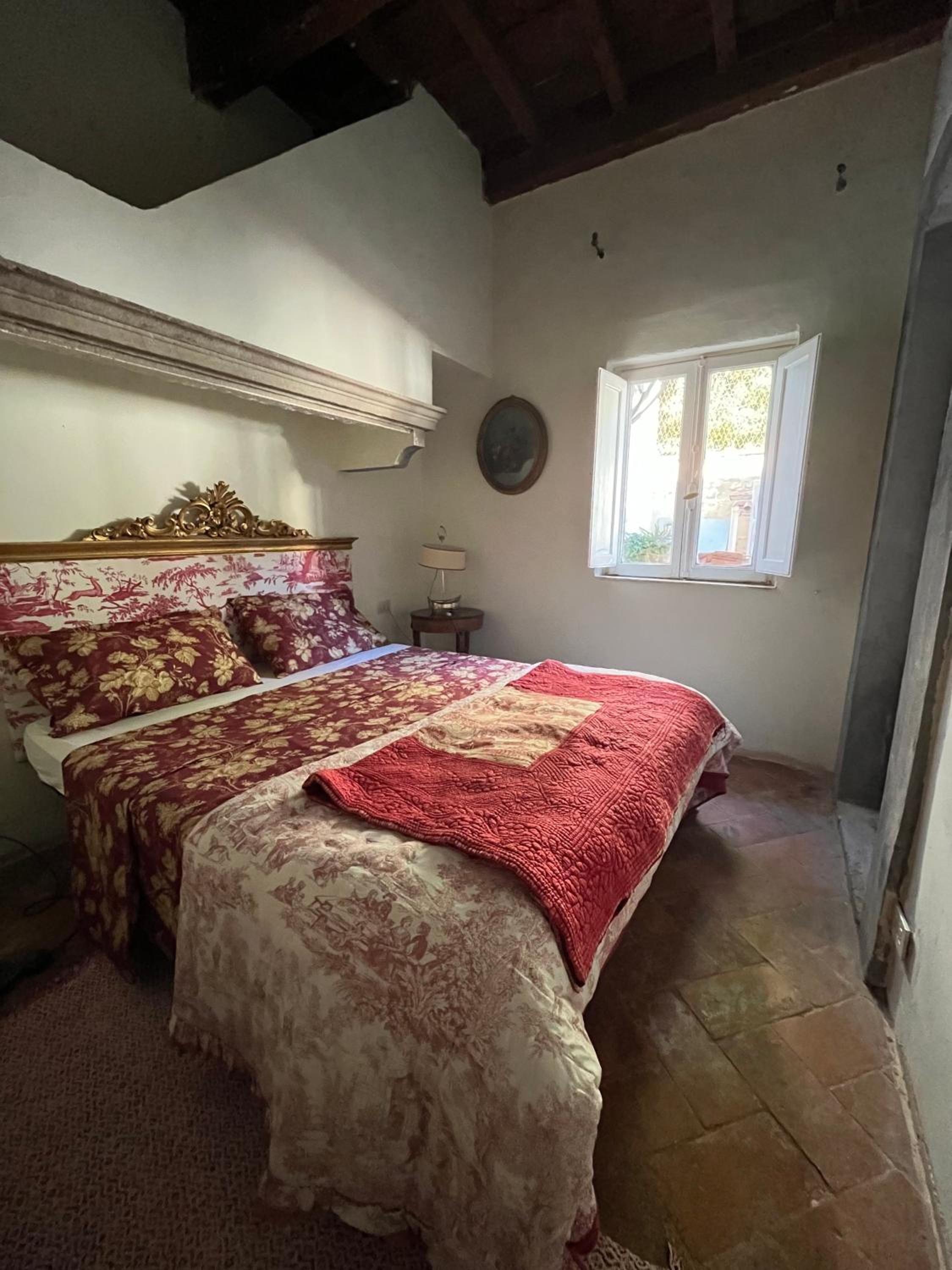 Double Room with Private External Bathroom photo 1