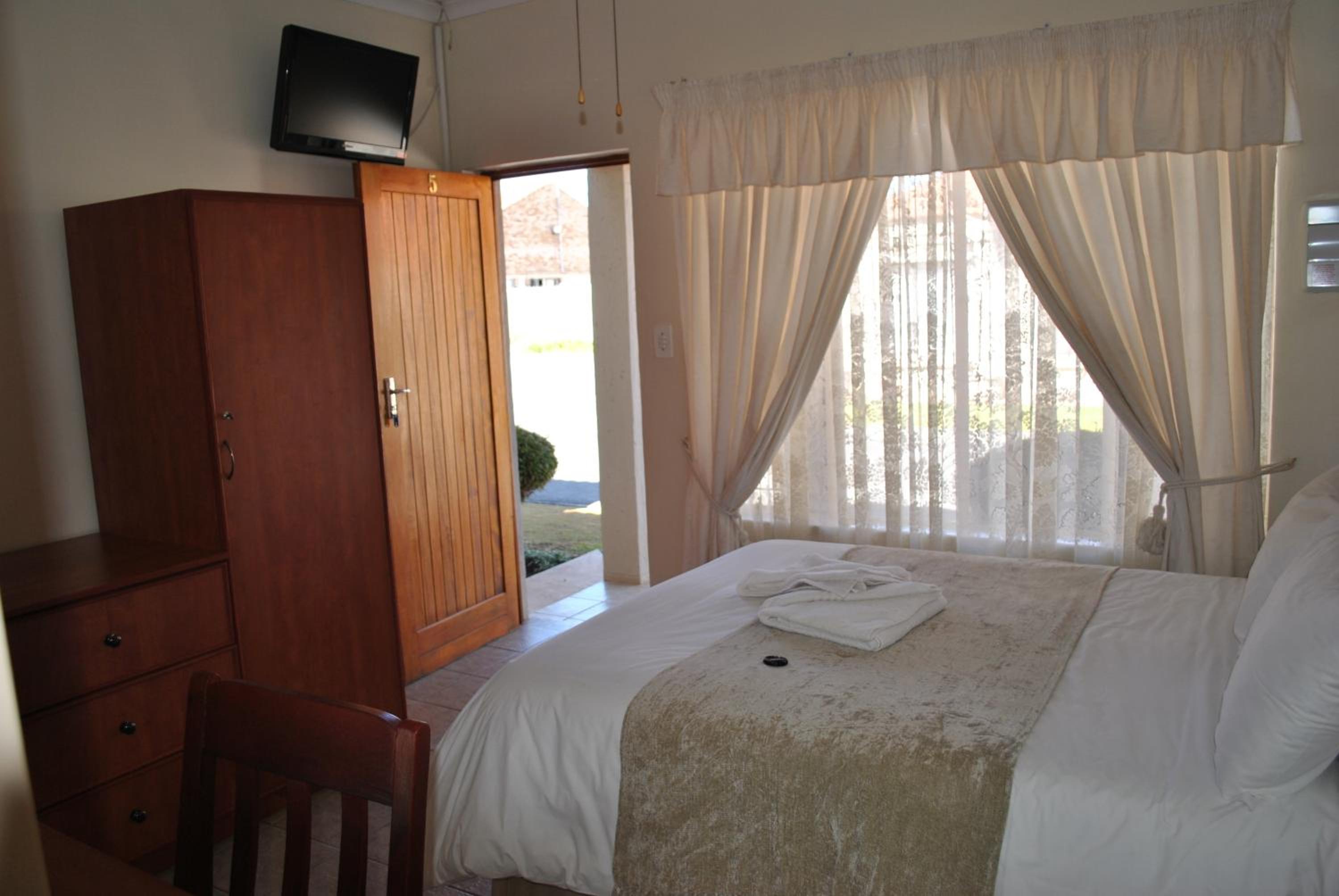 Deluxe Double Room photo 3
