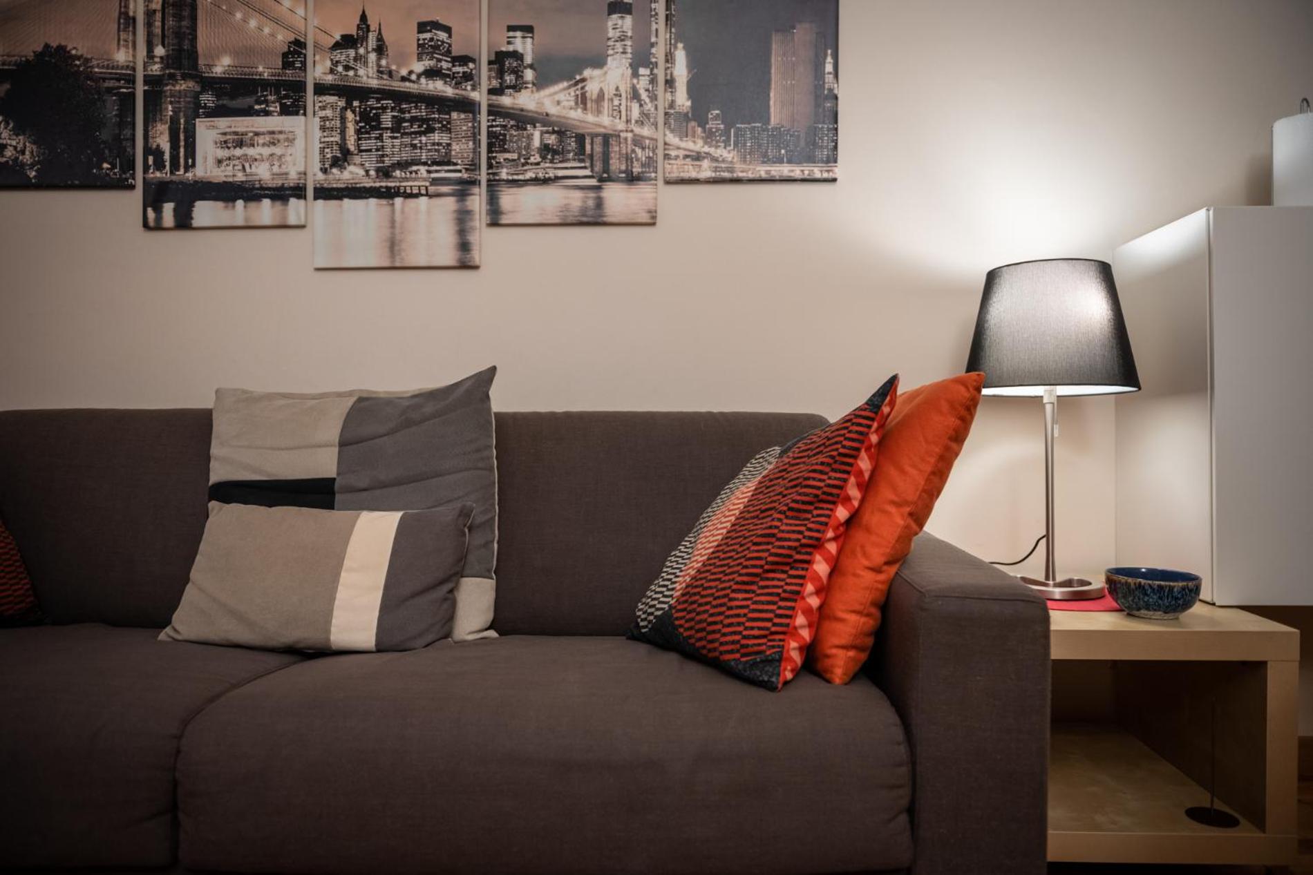 One-Bedroom Apartment