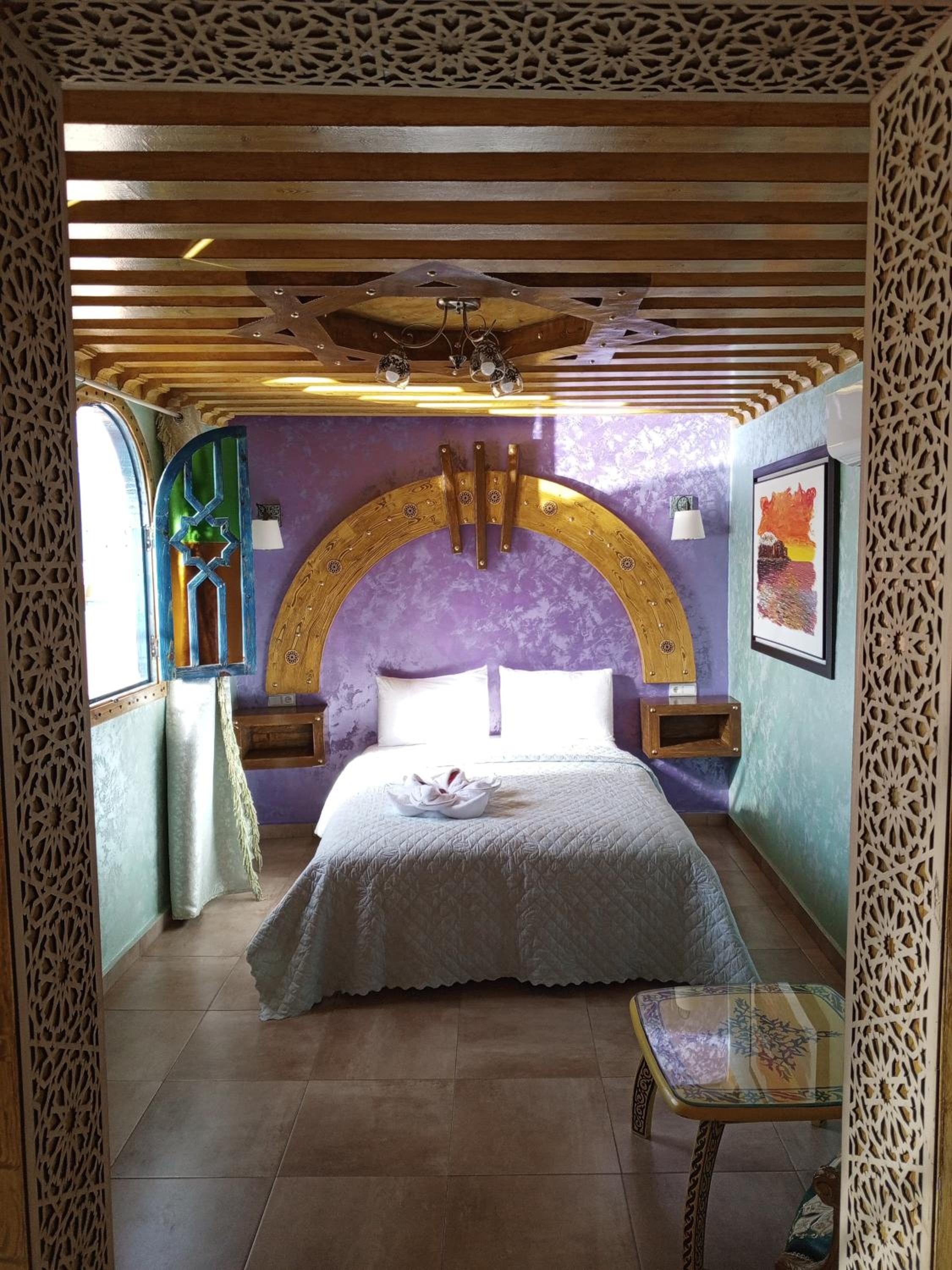 Deluxe Queen Room with Two Queen Beds photo 2