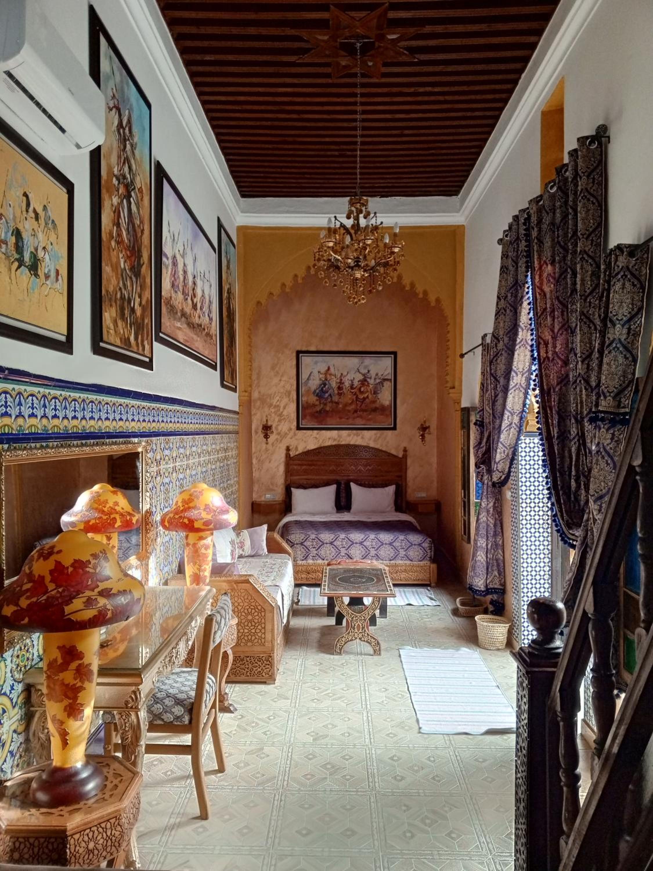 Superior King Room - Photo 3