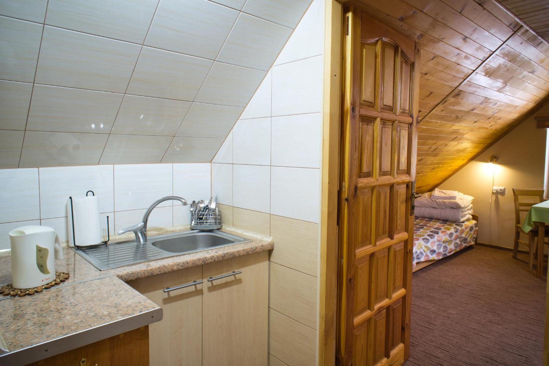 Suite with Mountain View - Photo 4