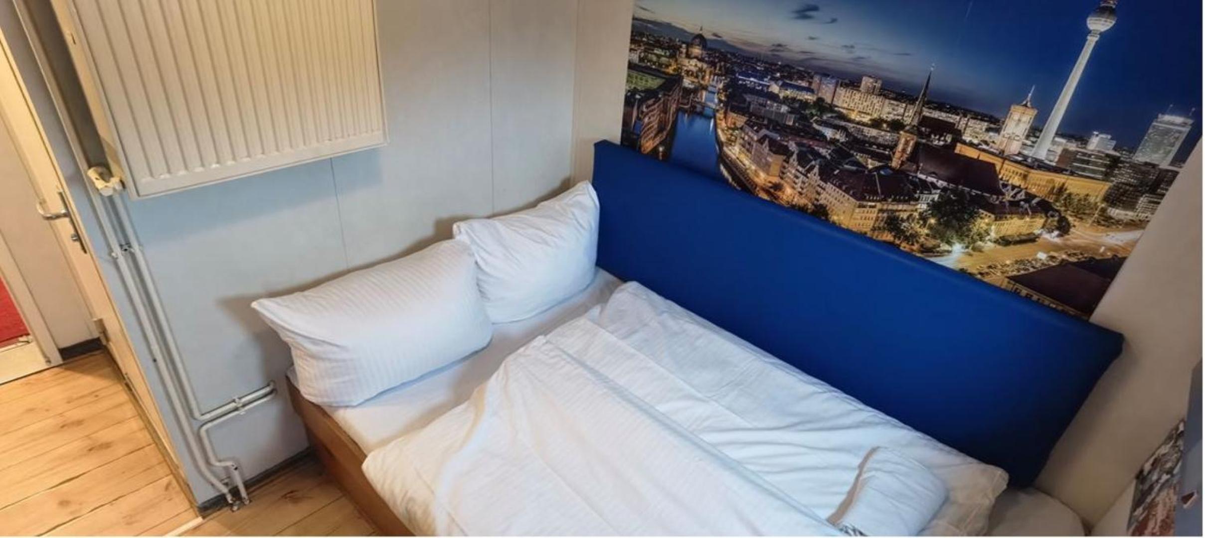 Double Cabin 2nd Class - Shipotel Eastern photo 2