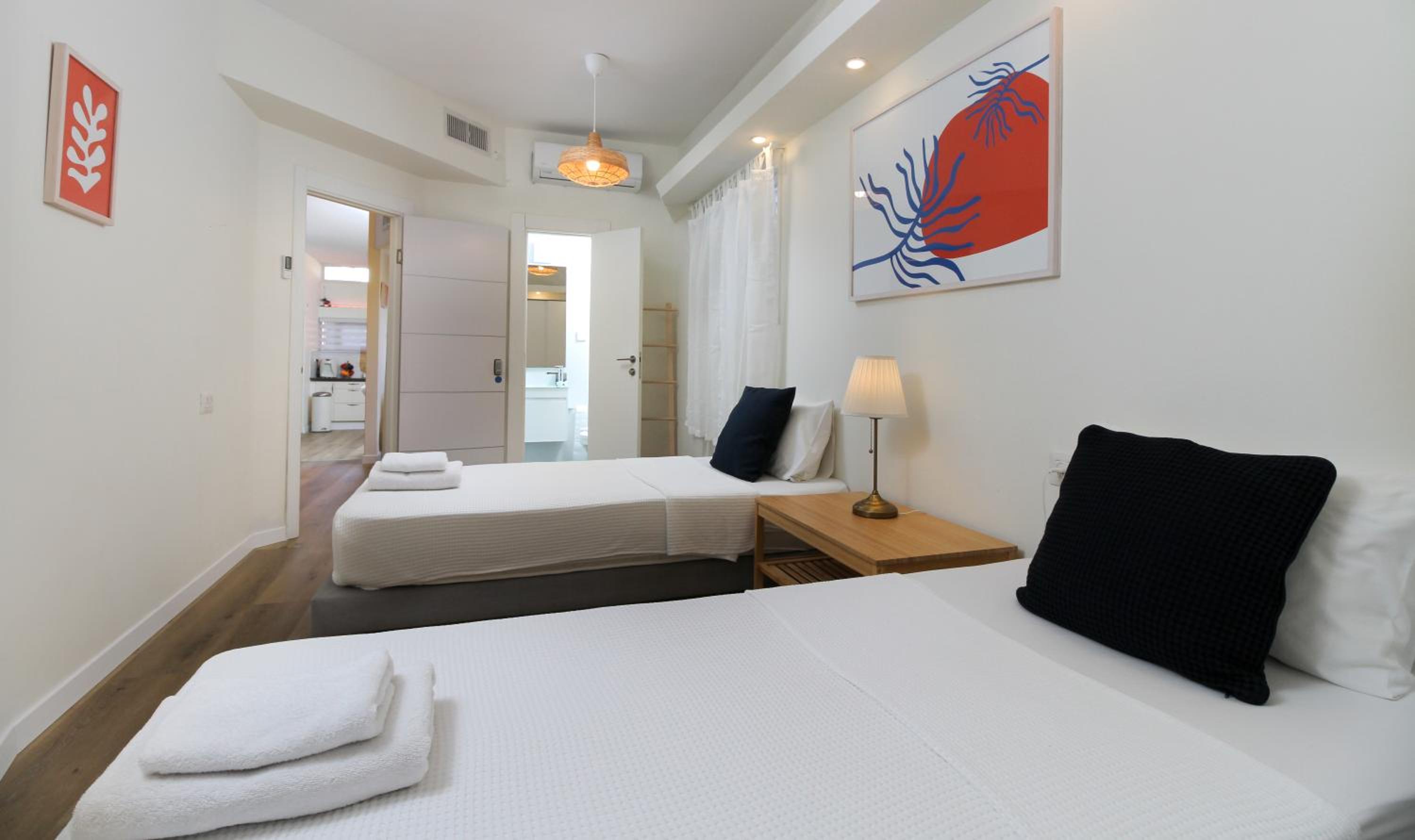 Double or Twin Room - Photo 5