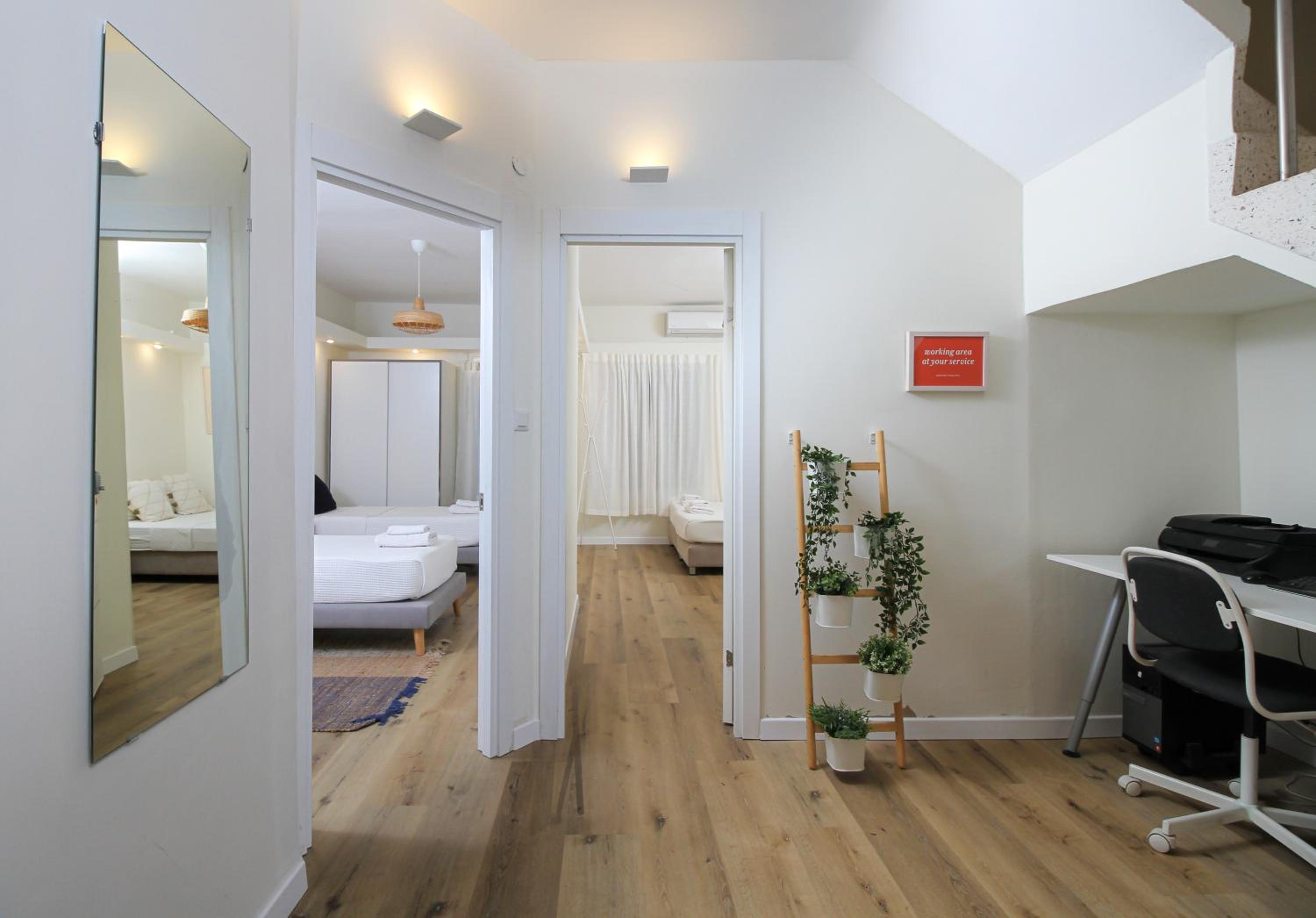 Double or Twin Room - Photo 7