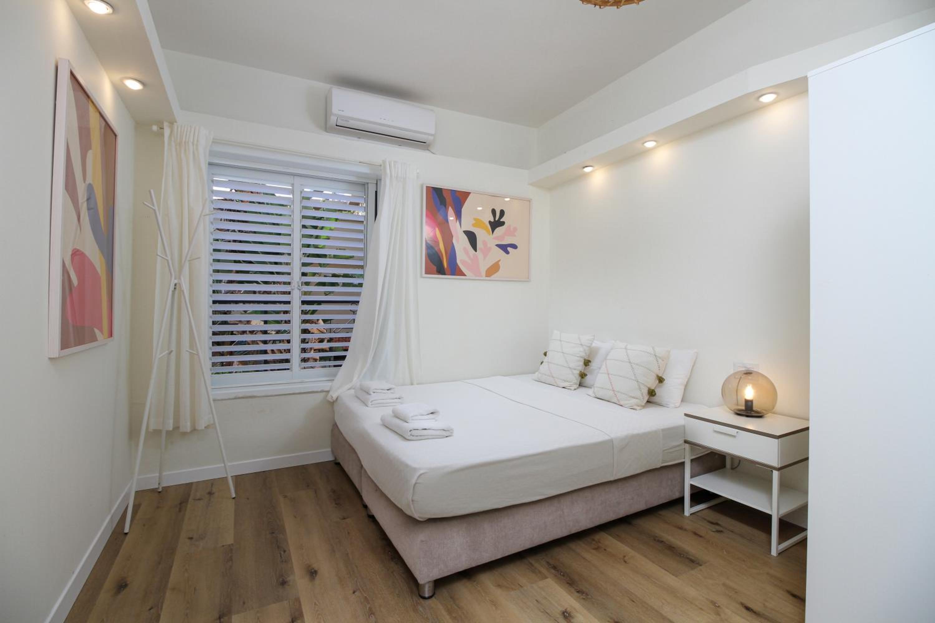 Double or Twin Room - Photo 12