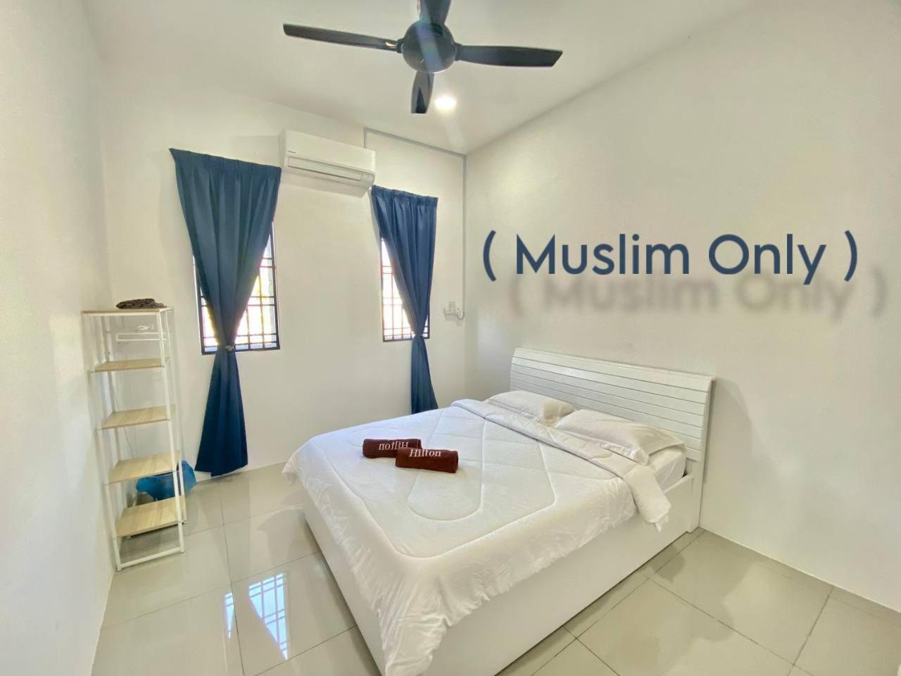 Four-Bedroom House photo 1