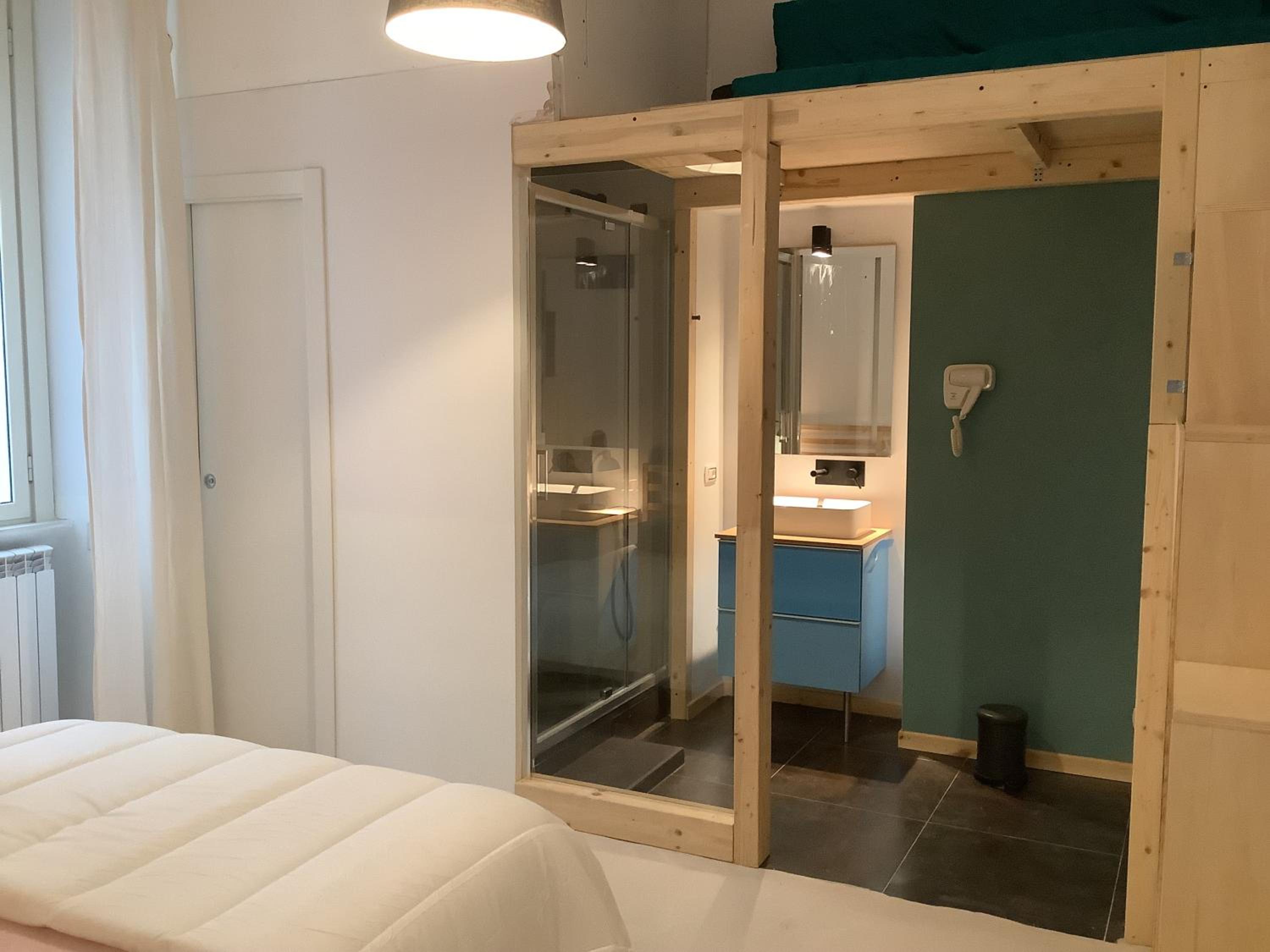Double Room with Private Bathroom