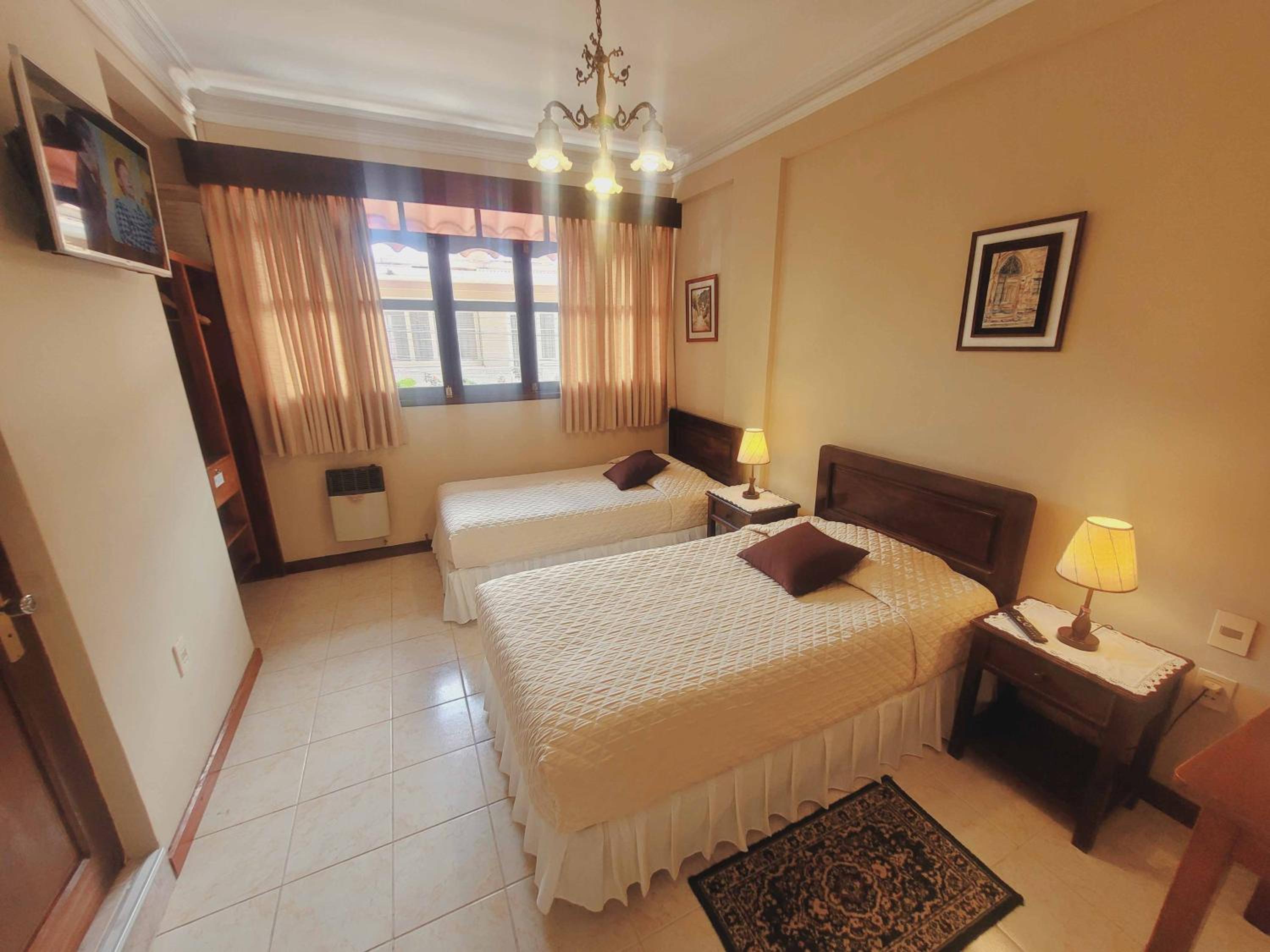 Standard Twin Room