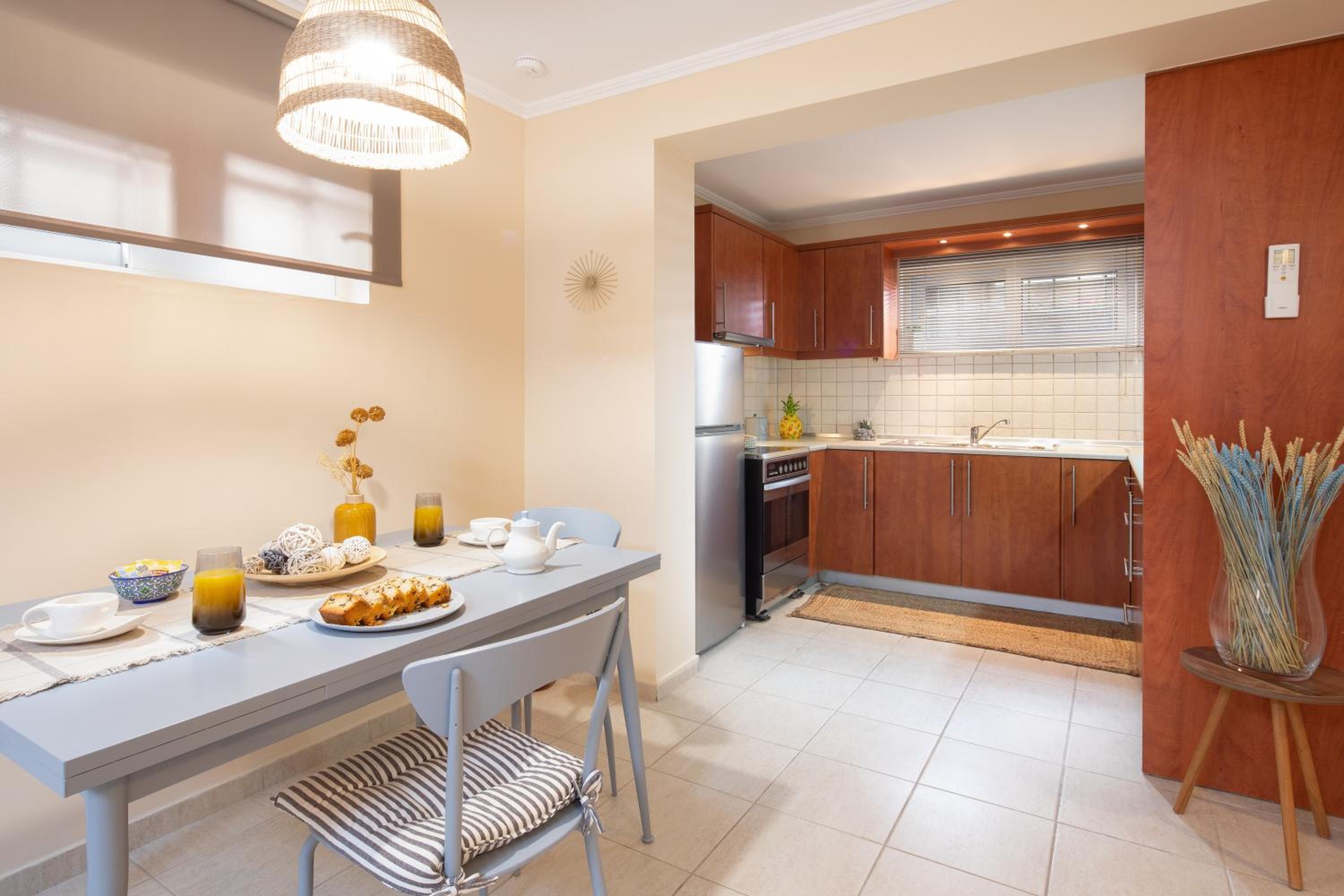 One-Bedroom Apartment - Photo 6
