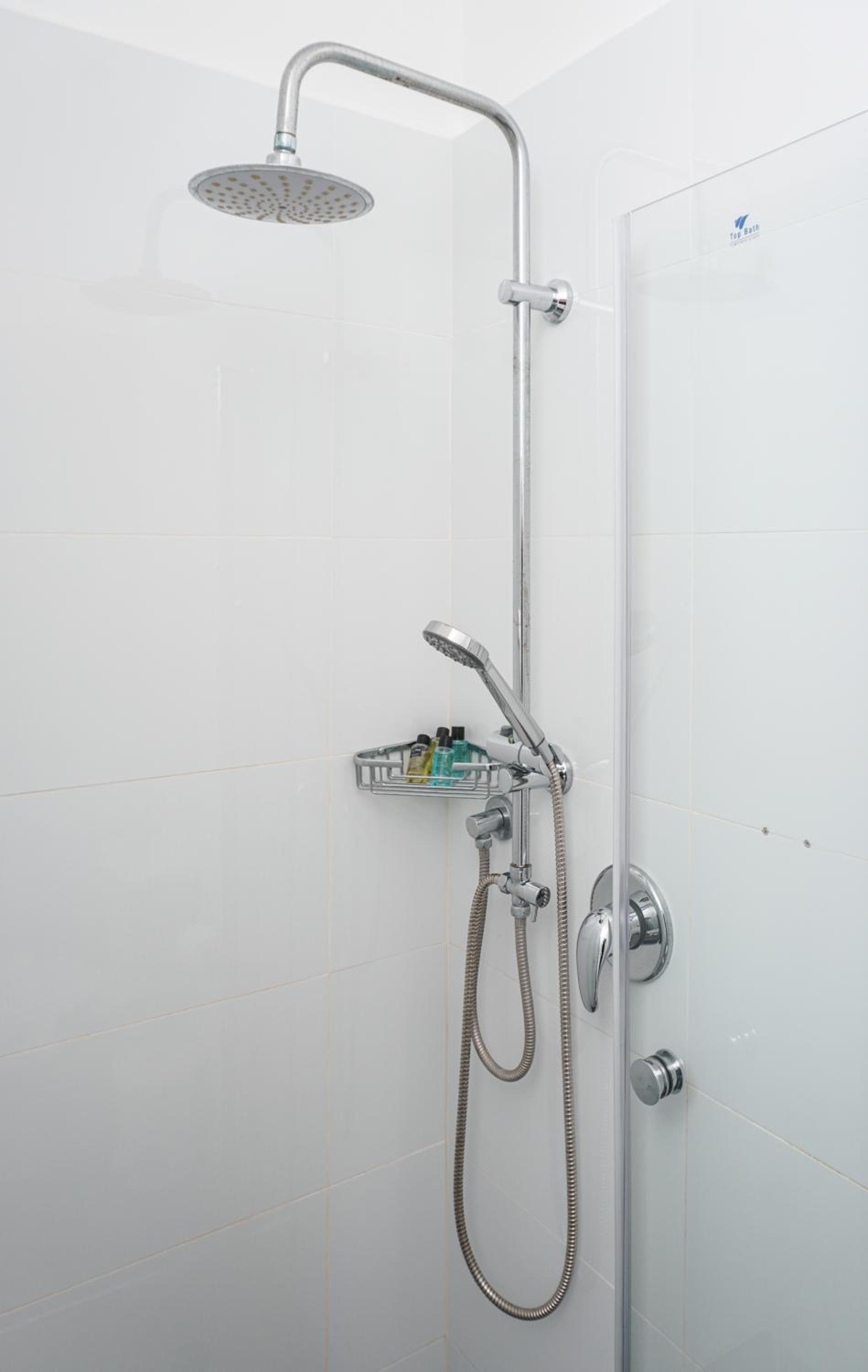 Small Double Room - Photo 5