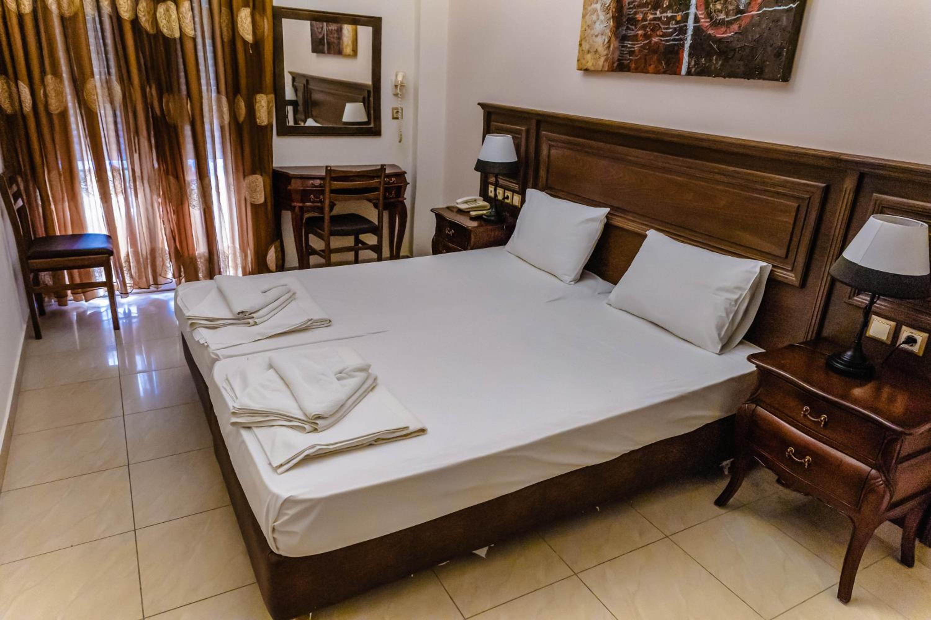 Superior Double or Twin Room photo 2