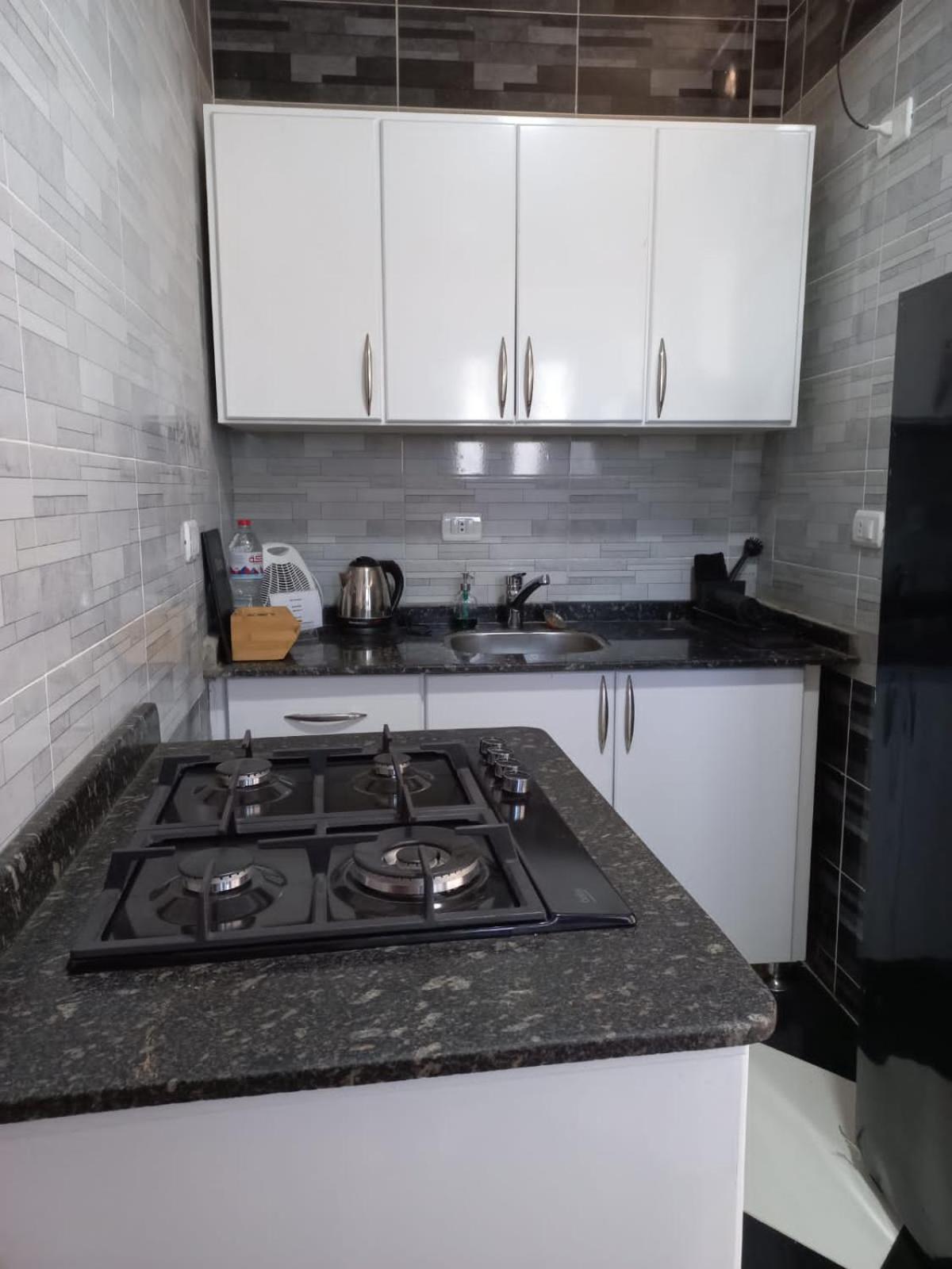 Studio Apartment - Photo 2