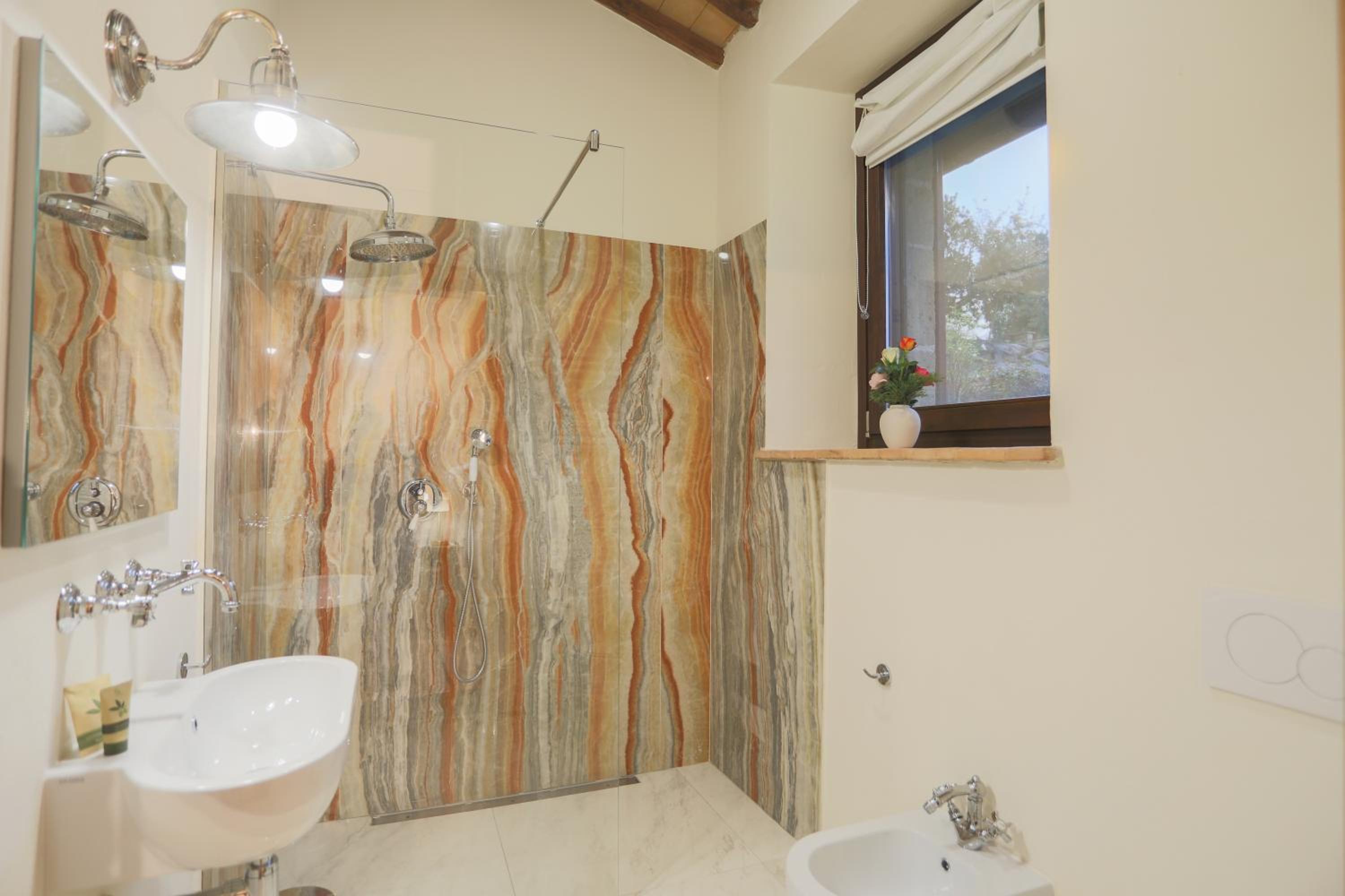 Superior Double Room - Photo 3