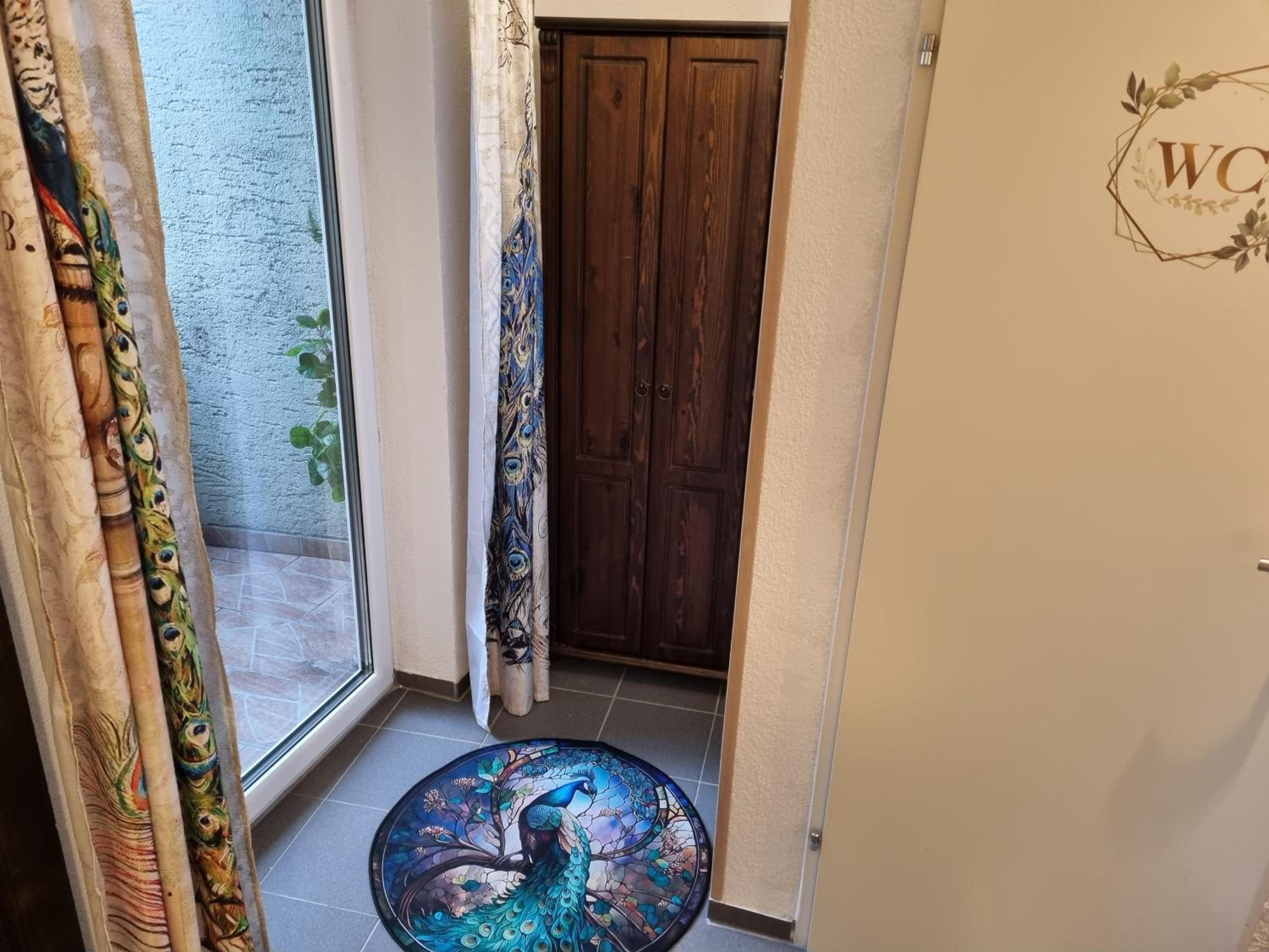 Apartment with Balcony photo 2