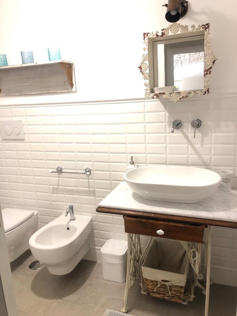 Deluxe Suite with Spa Bath photo 3
