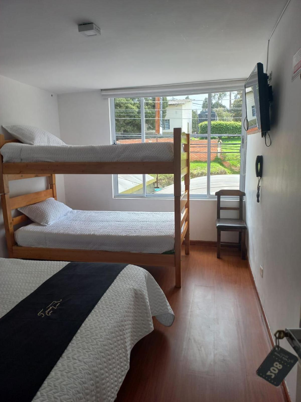 Standard Triple Room photo 3