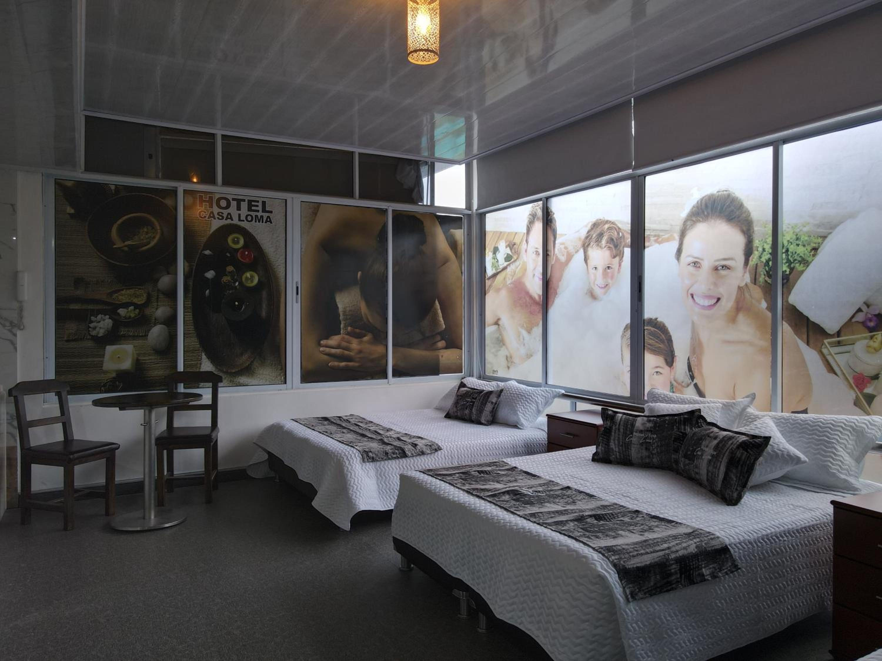 Deluxe Family Suite photo 3