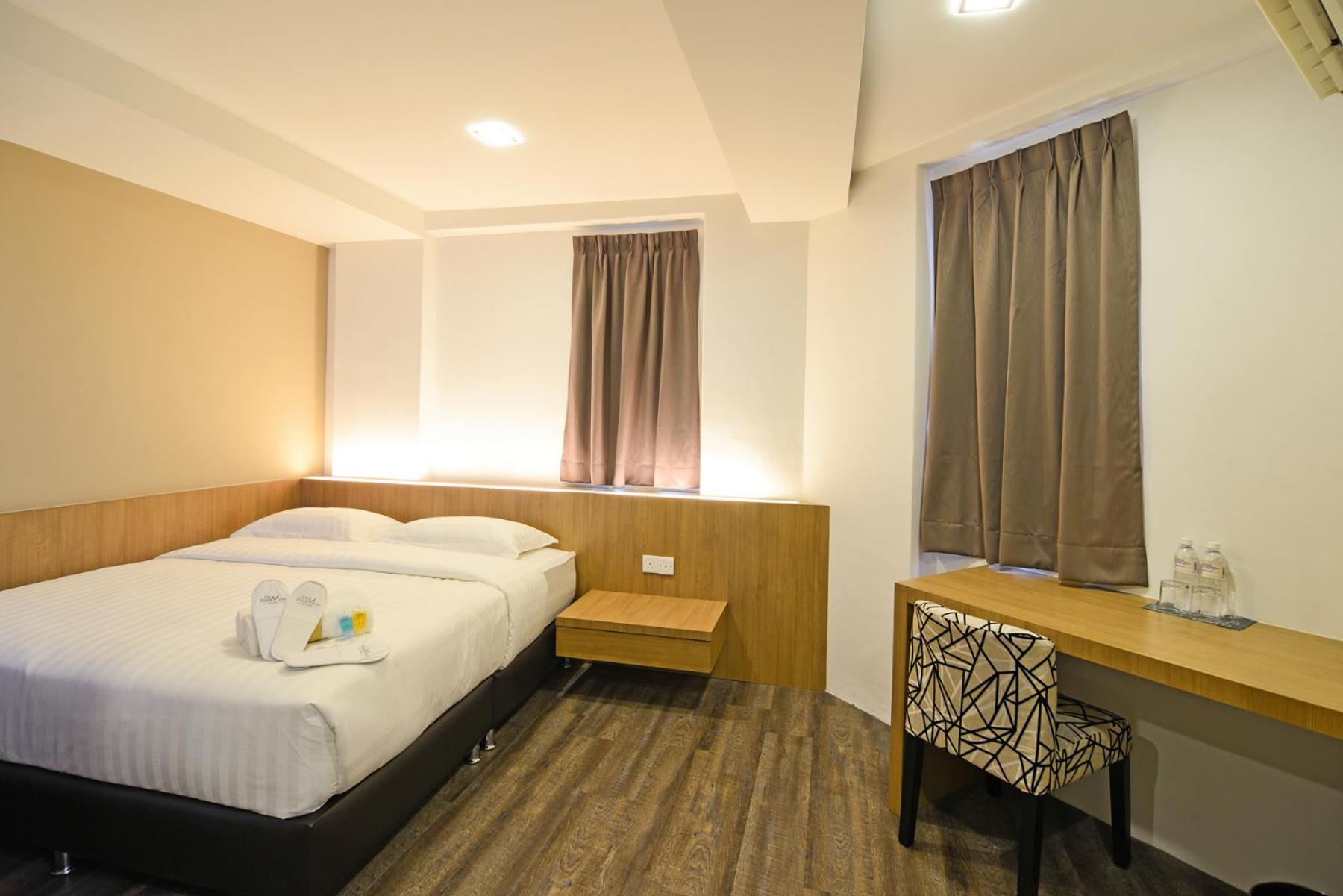 Deluxe King Size Room photo 2