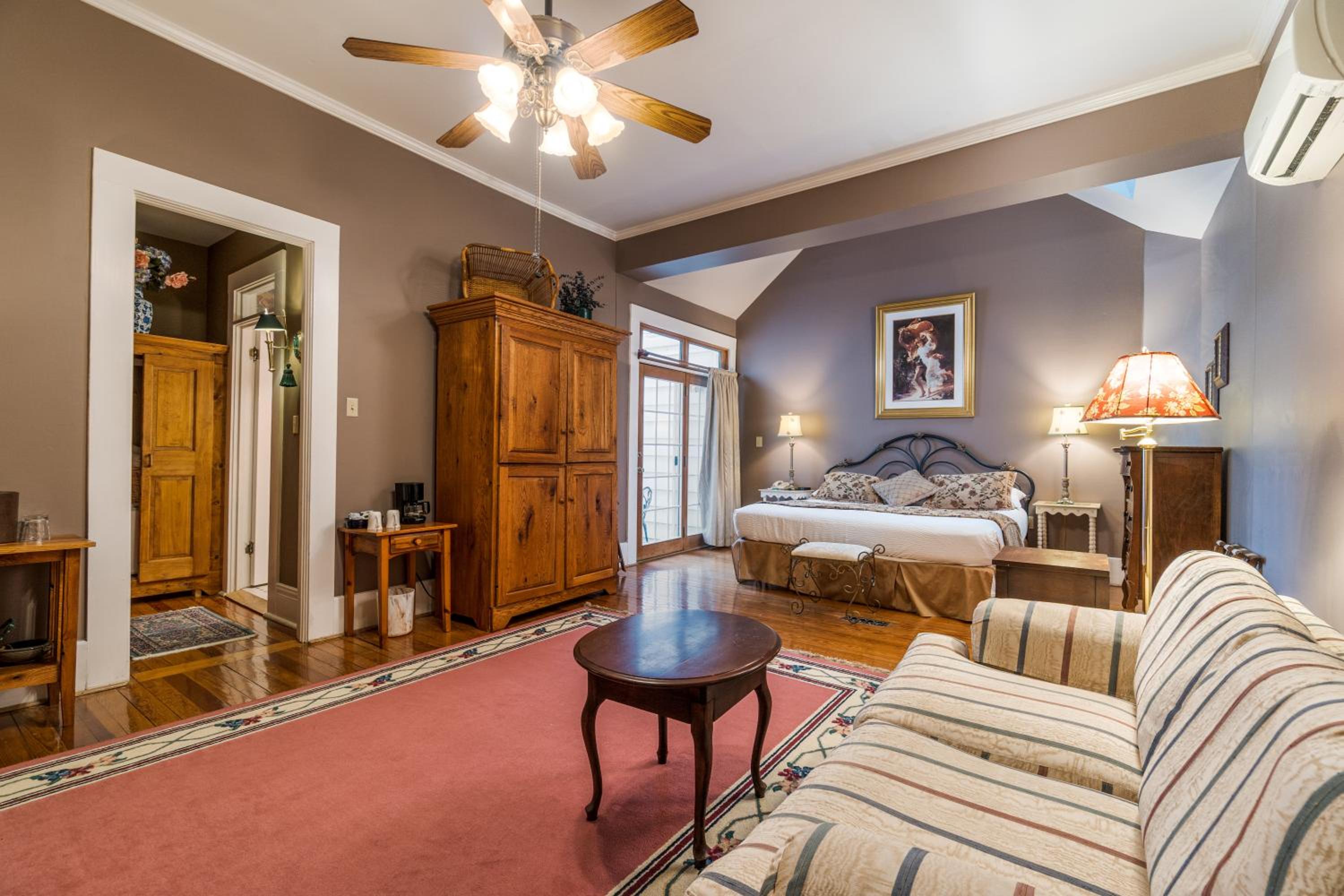 King Suite photo 1