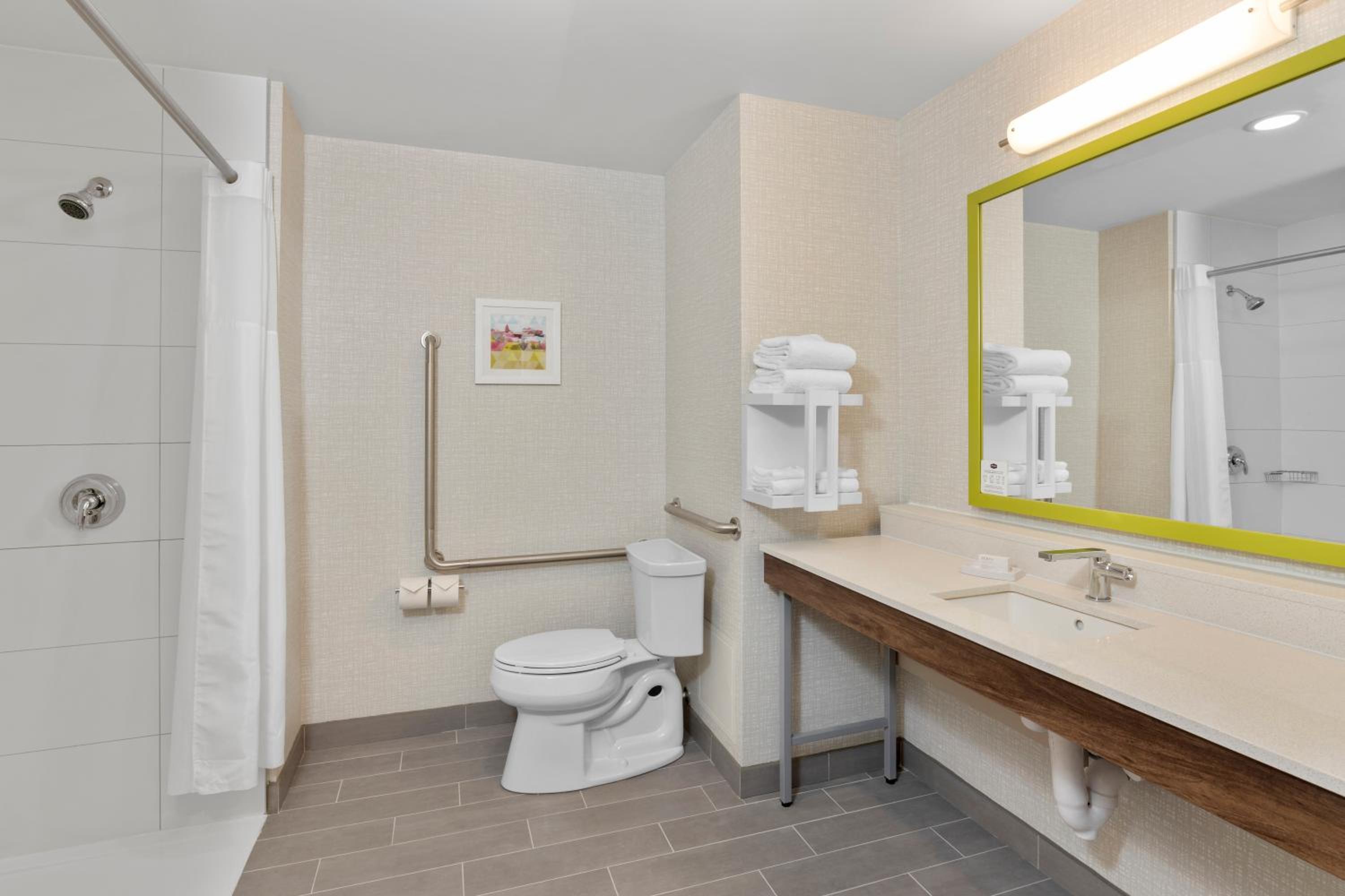 King Room with Mobility Access - Photo 4