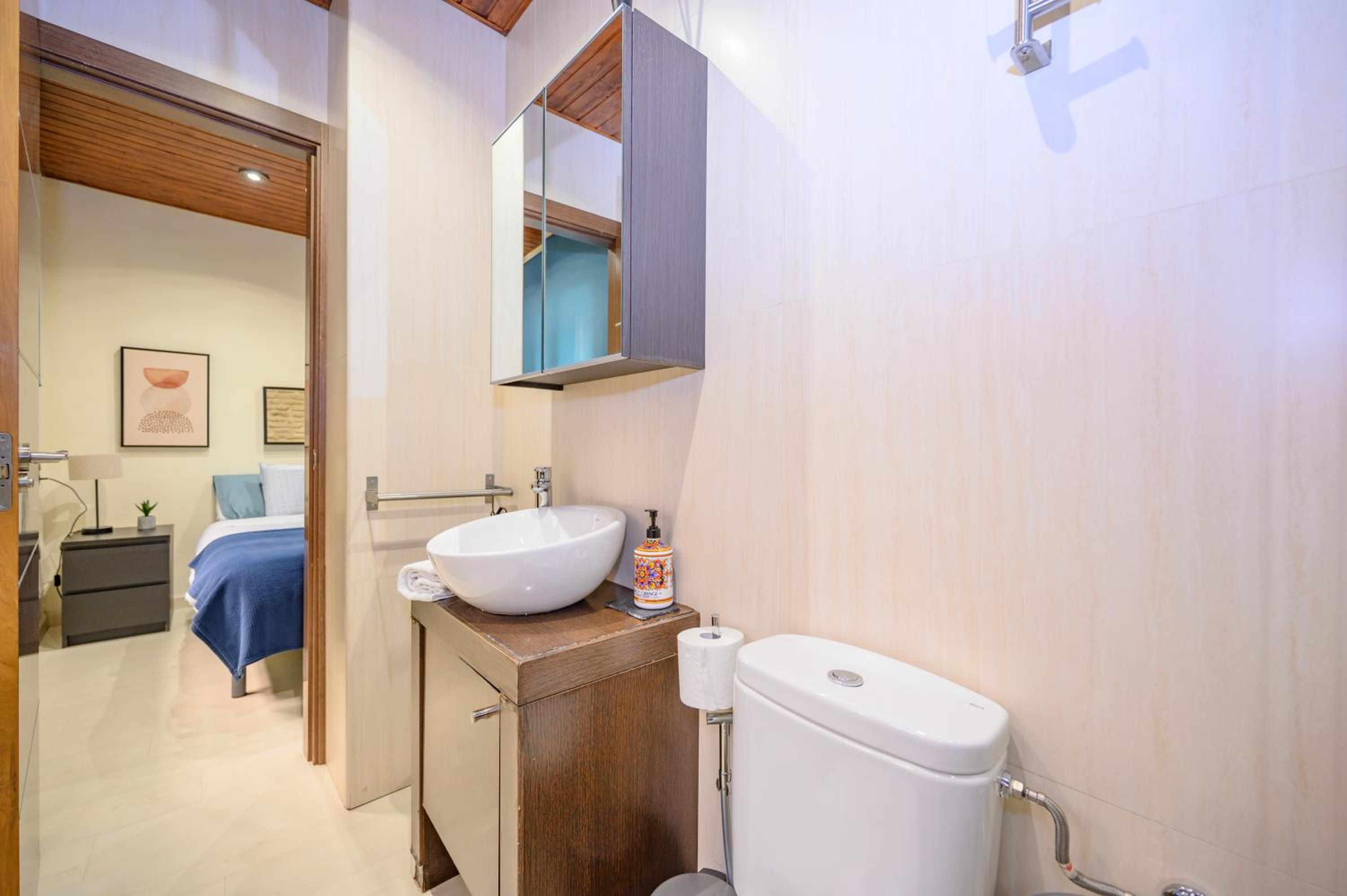 Apartment - Photo 16