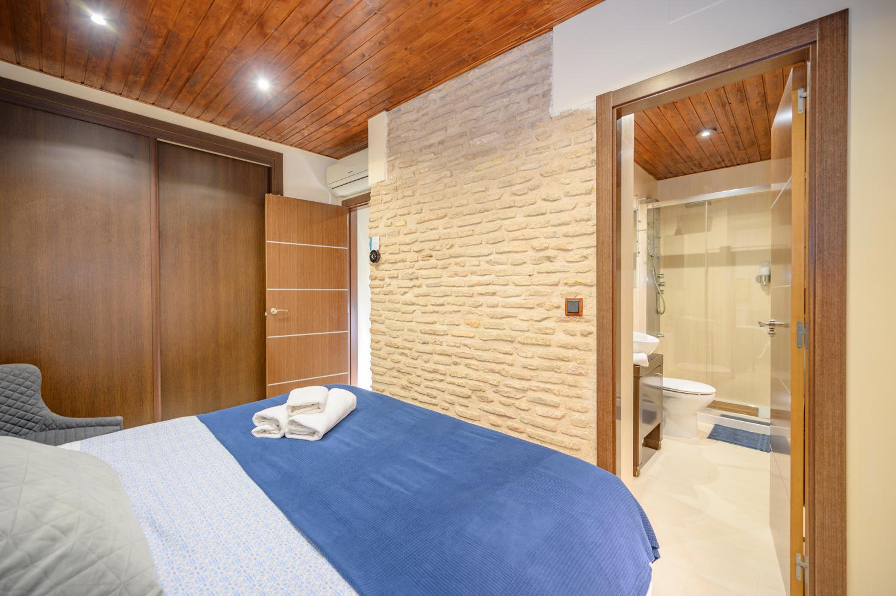 Apartment - Photo 8