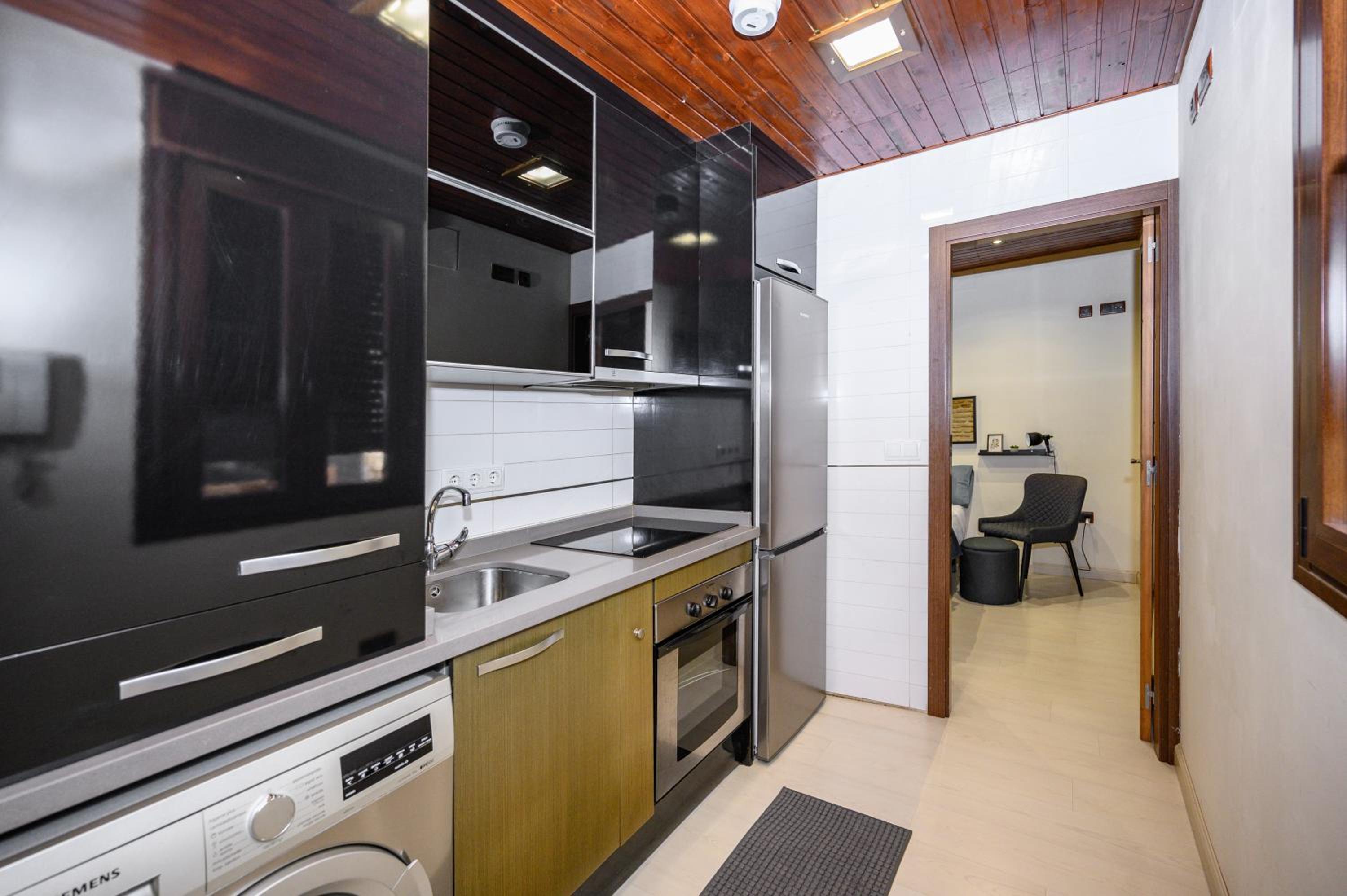Apartment - Photo 10