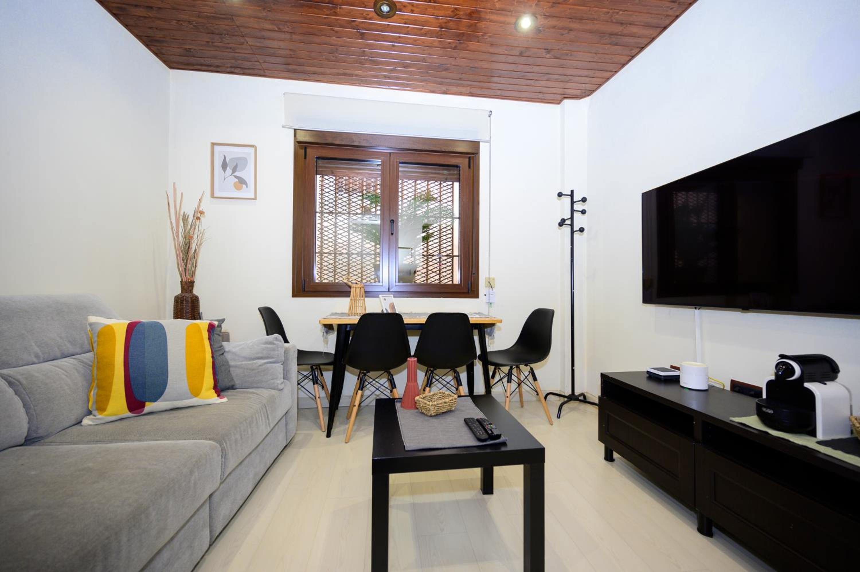 Apartment - Photo 4
