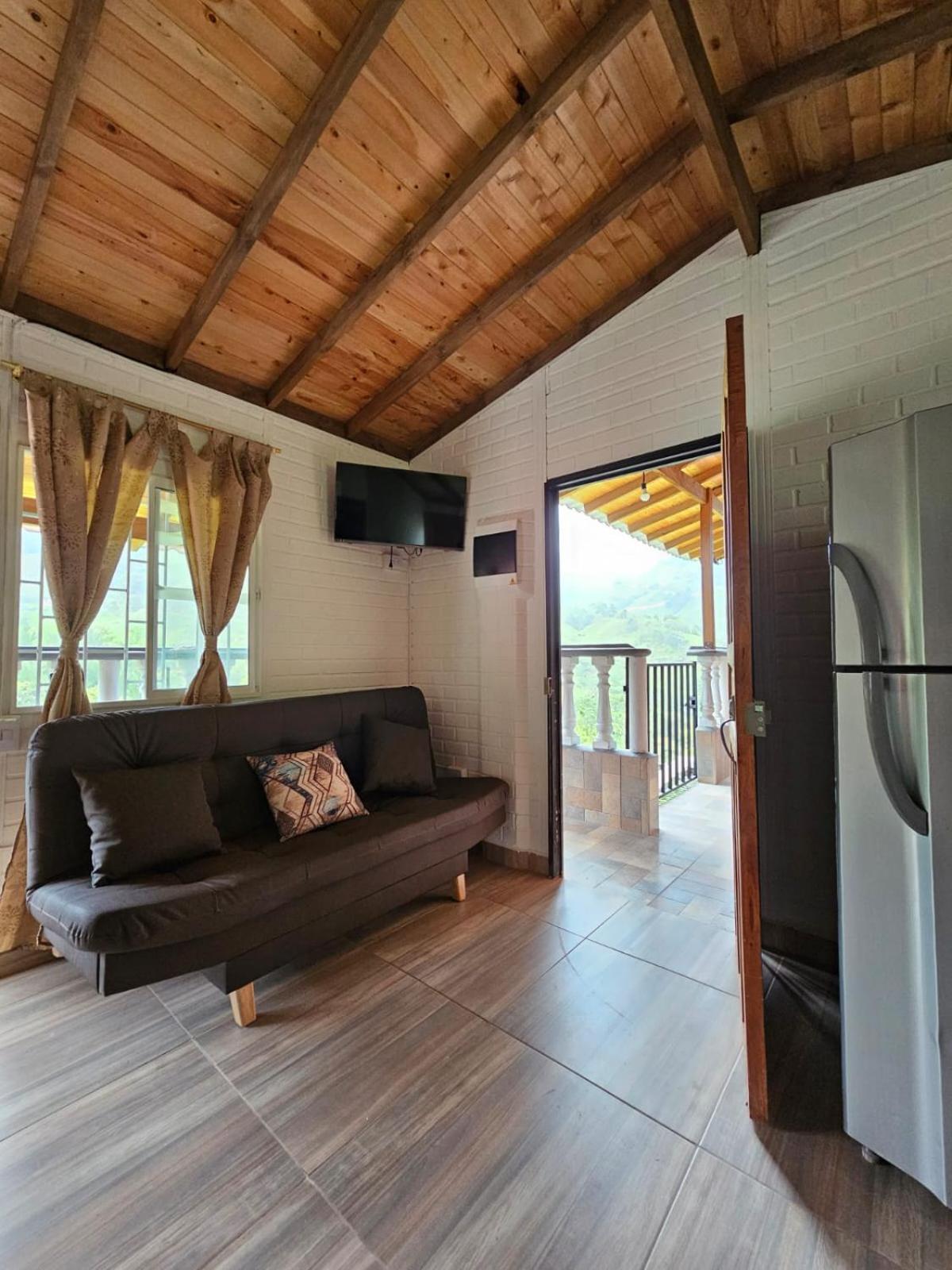 Three-Bedroom Chalet photo 2