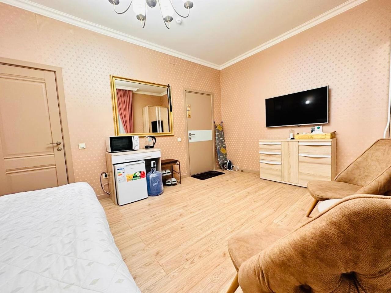 Budget Double Room photo 2