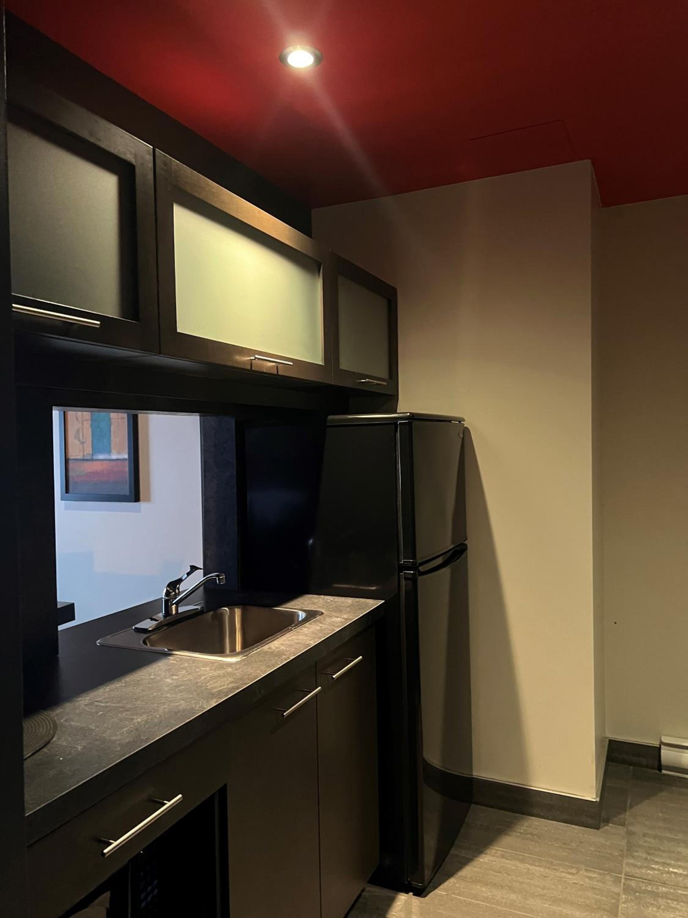 Presidential Suite thumbnail 5