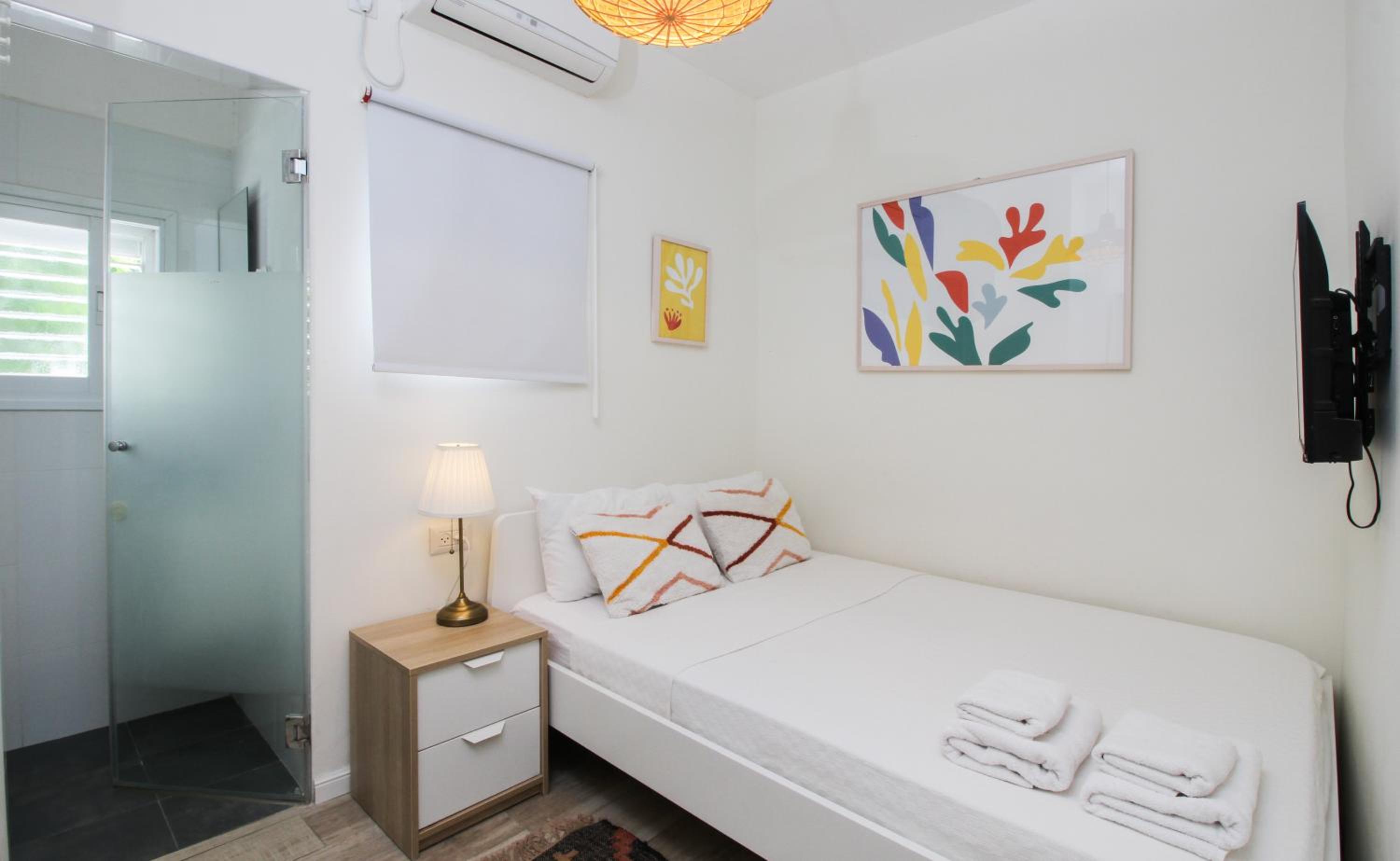Small Double Room - Photo 1