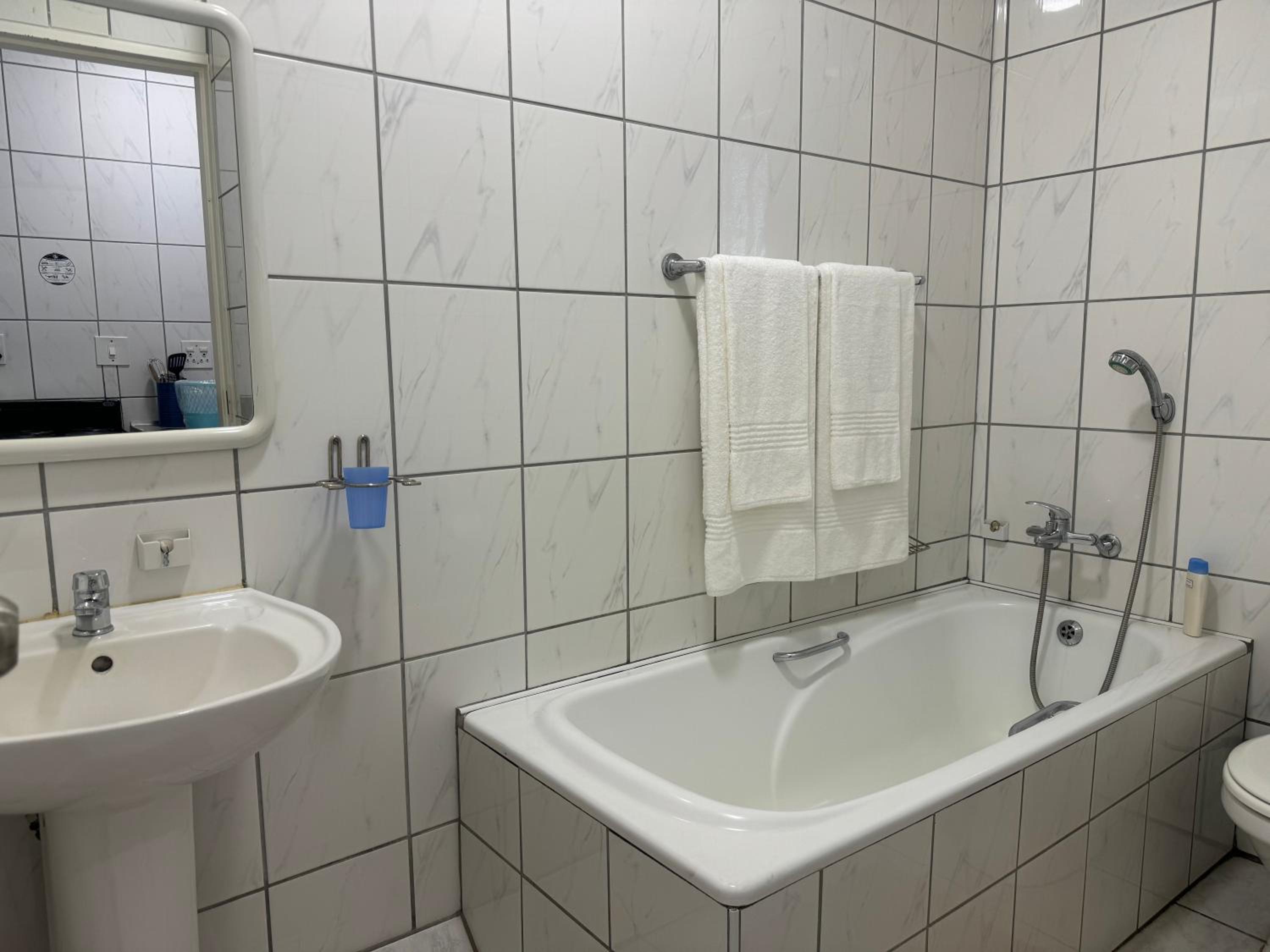 Triple Room with Private Bathroom photo 3