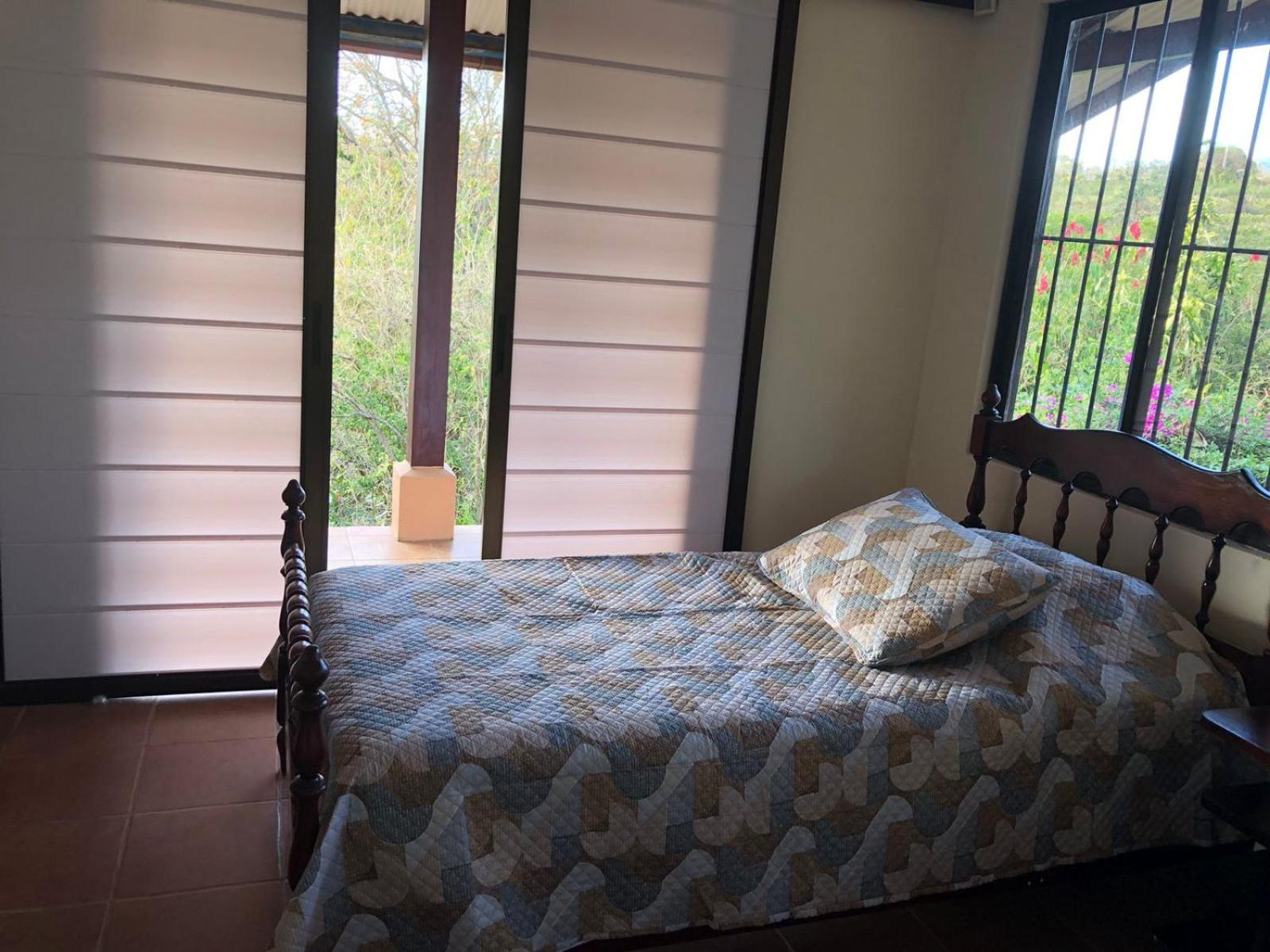 Double Room With Shared Bathroom photo 3