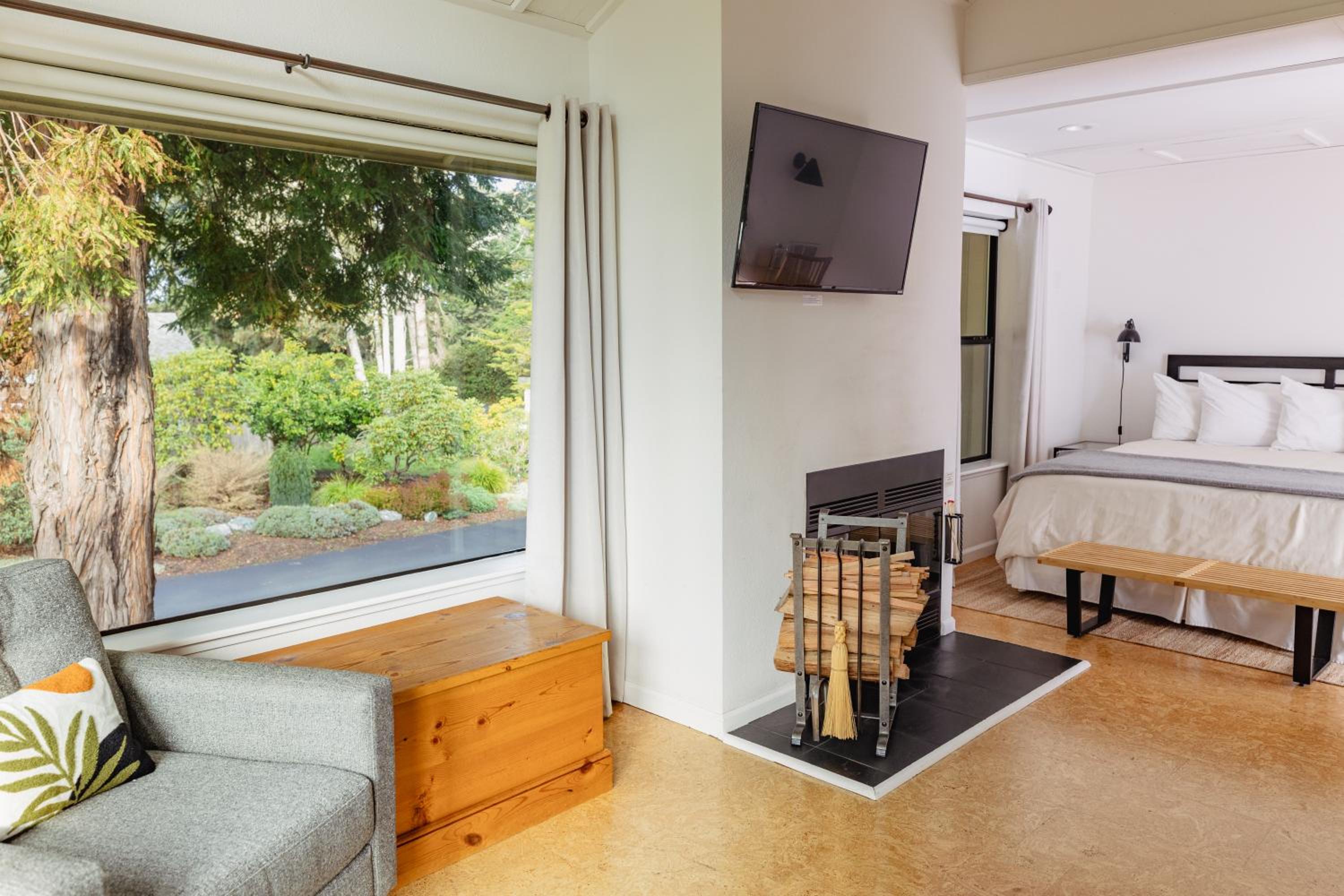 King Room with Garden View photo 2