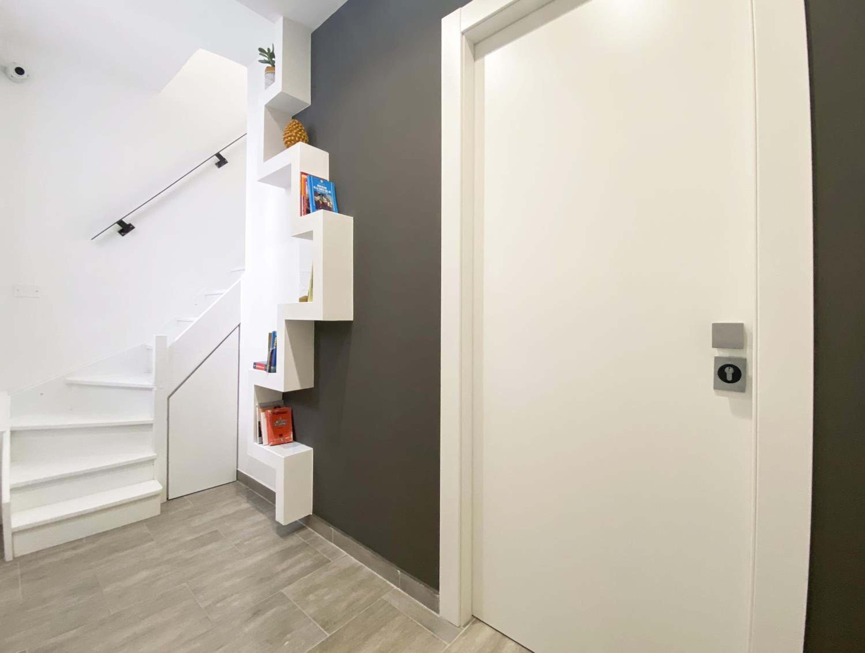 One-Bedroom Apartment - Photo 13